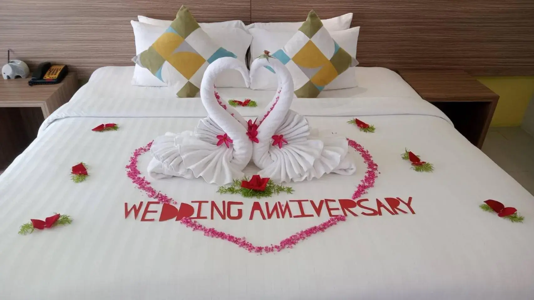 Property building, Bed in The Lantern Resorts Patong - SHA Extra Plus Property building, Bed in The Lantern Resorts Patong - SHA Extra Plus