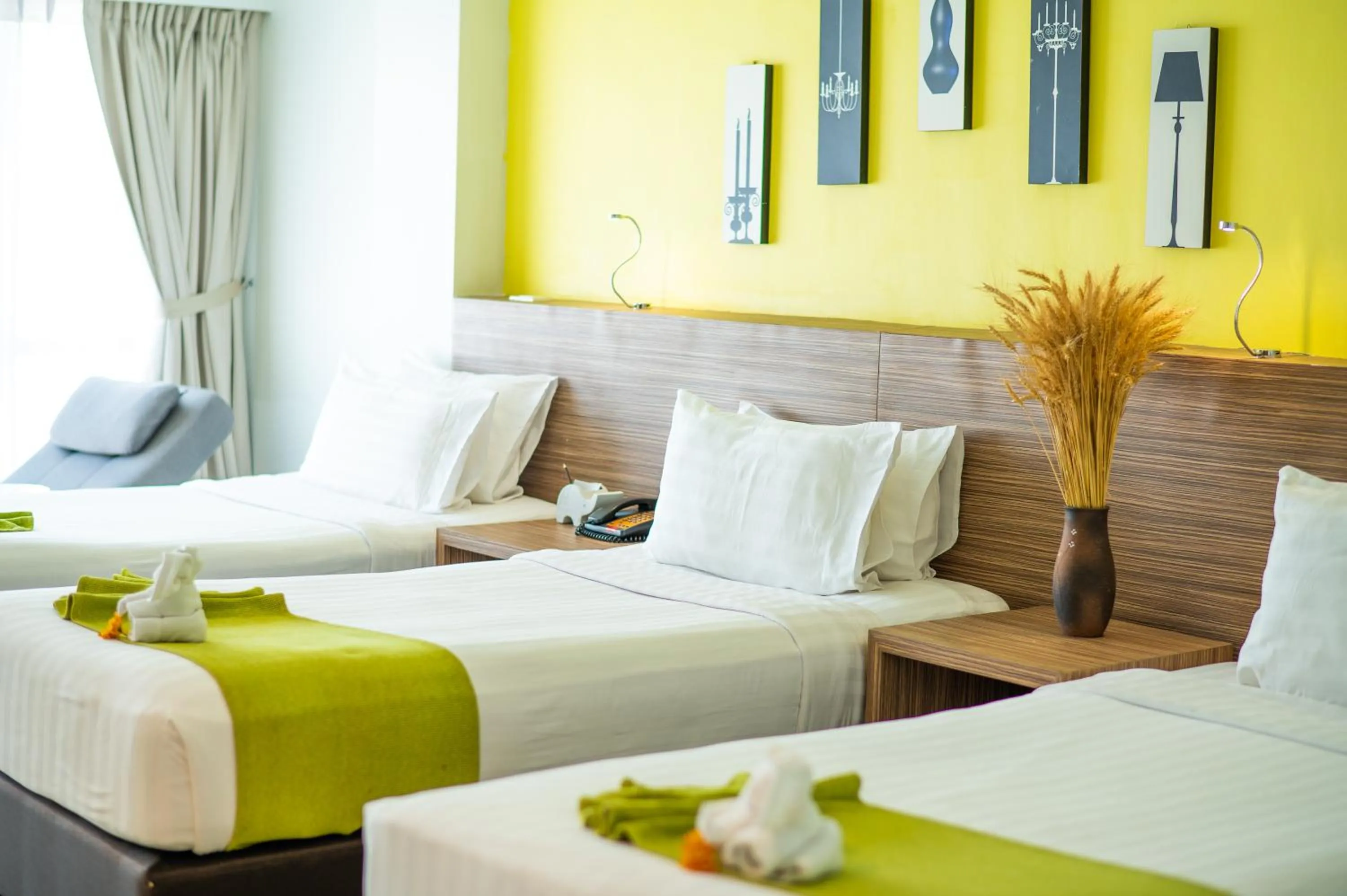 Bed in The Lantern Resorts Patong - SHA Extra Plus