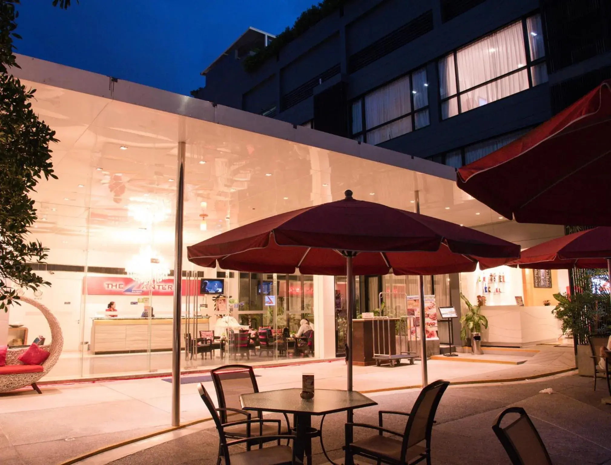 Lobby or reception in The Lantern Resorts Patong - SHA Extra Plus Lobby or reception in The Lantern Resorts Patong - SHA Extra Plus