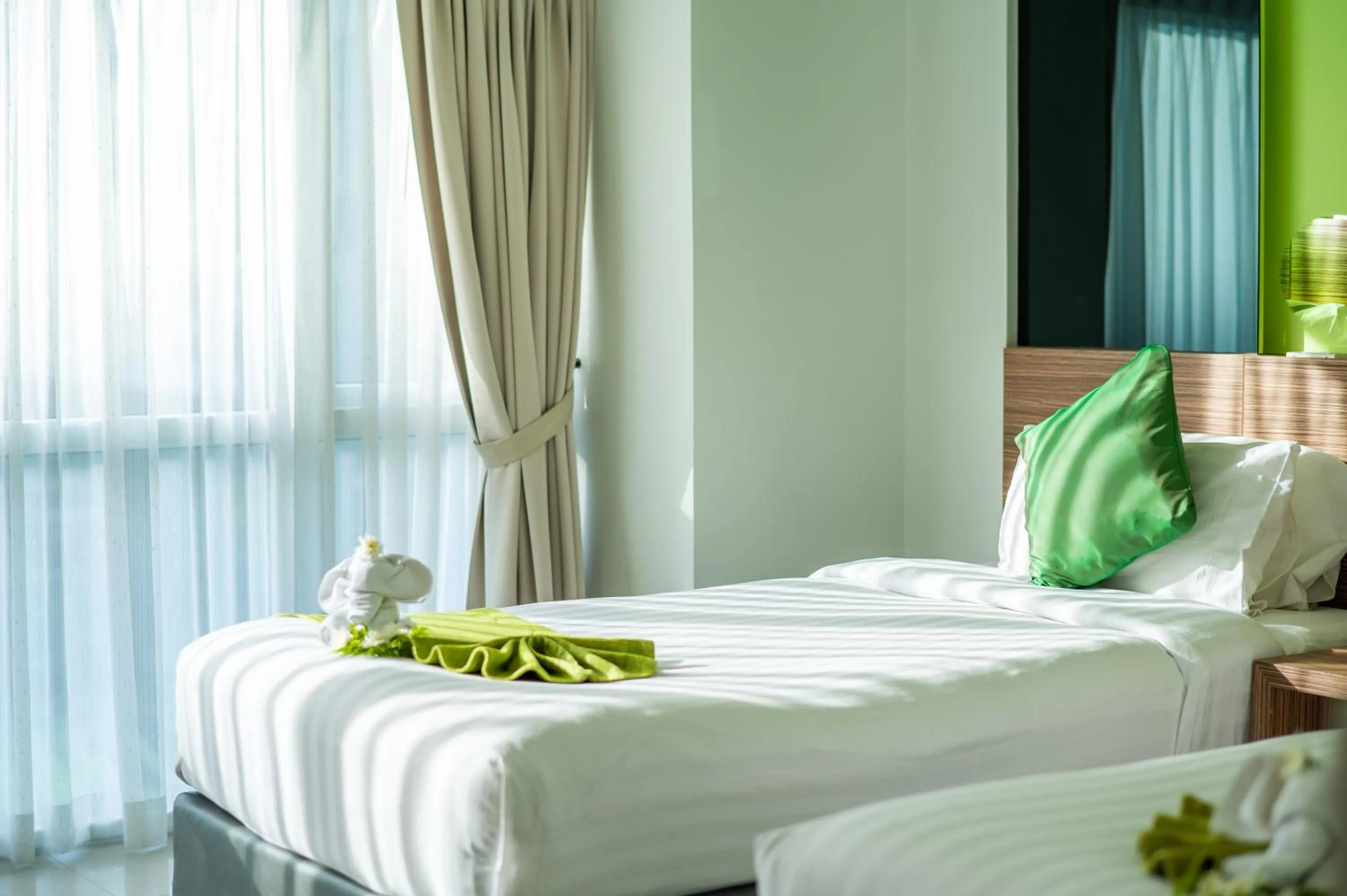 Bed in The Lantern Resorts Patong - SHA Extra Plus