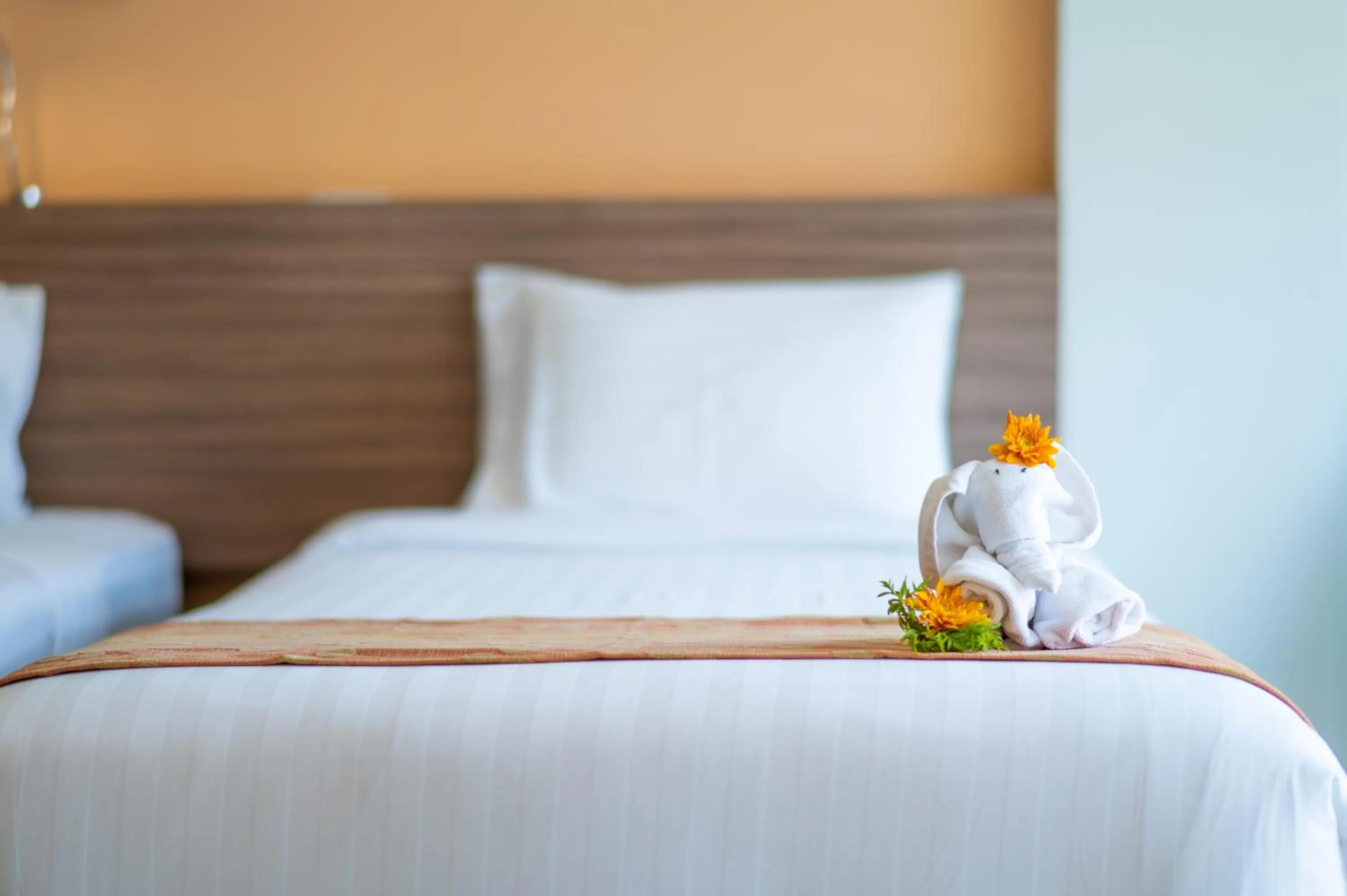 Bed in The Lantern Resorts Patong - SHA Extra Plus