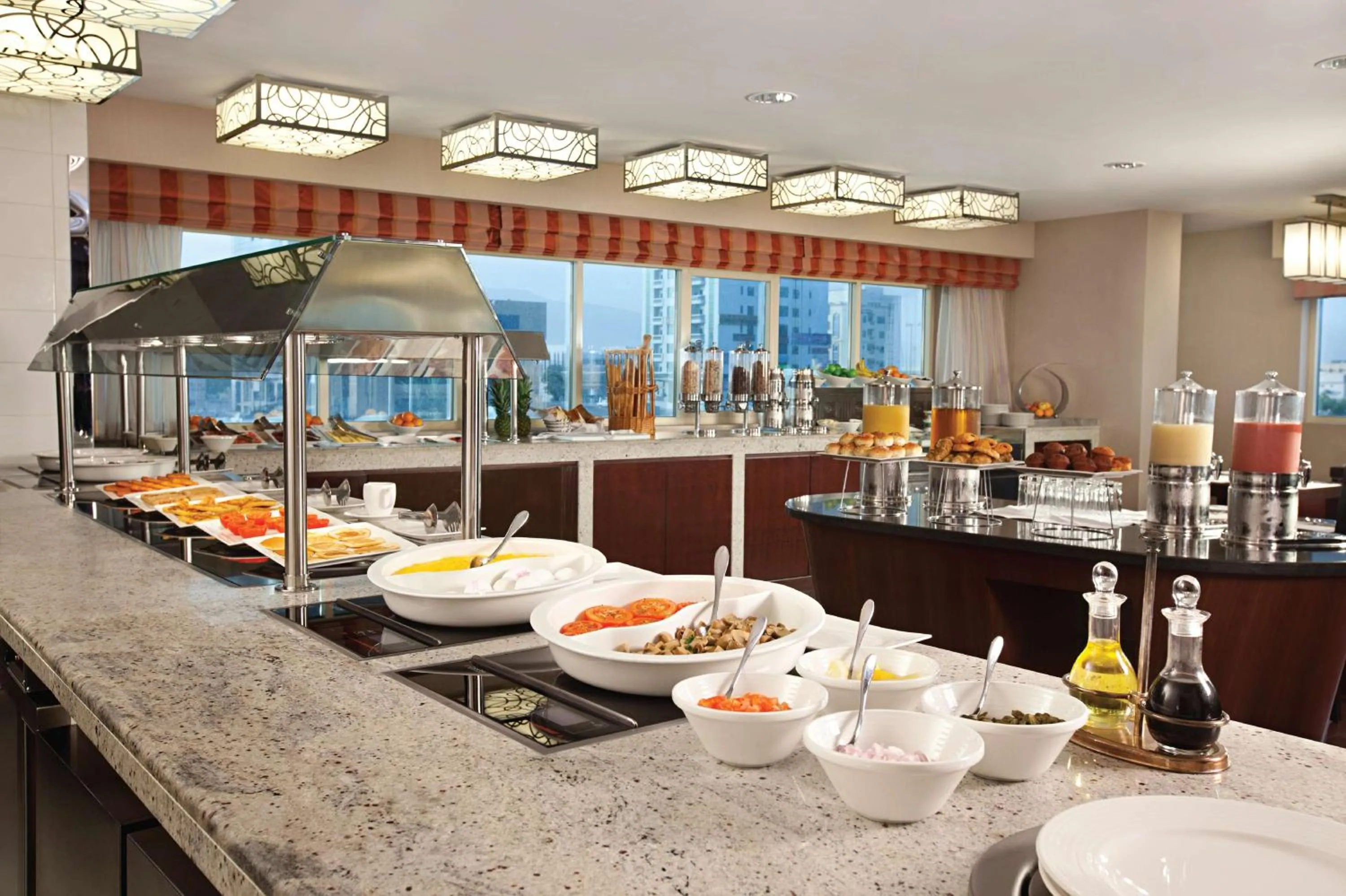 Breakfast, Restaurant/Places to Eat in DoubleTree By Hilton Ras Al Khaimah
