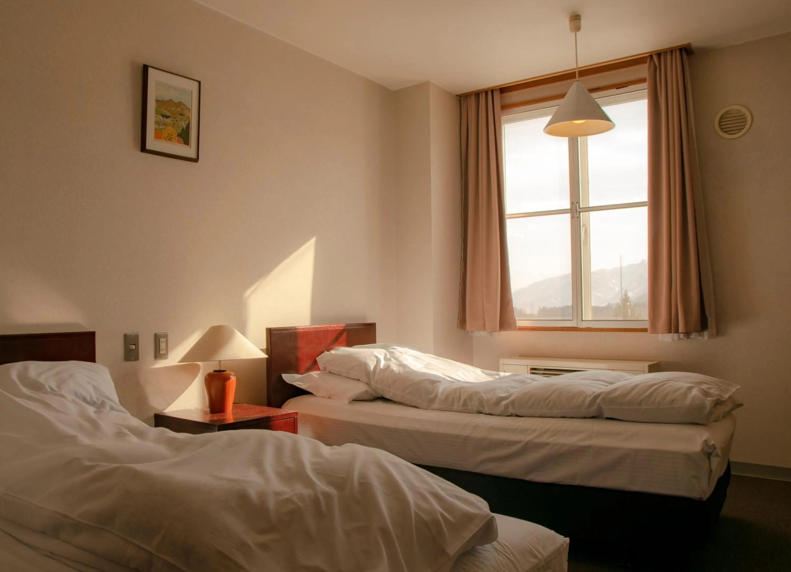 Bed in La Vista Hotel Tsugaike - Stay on the Slopes