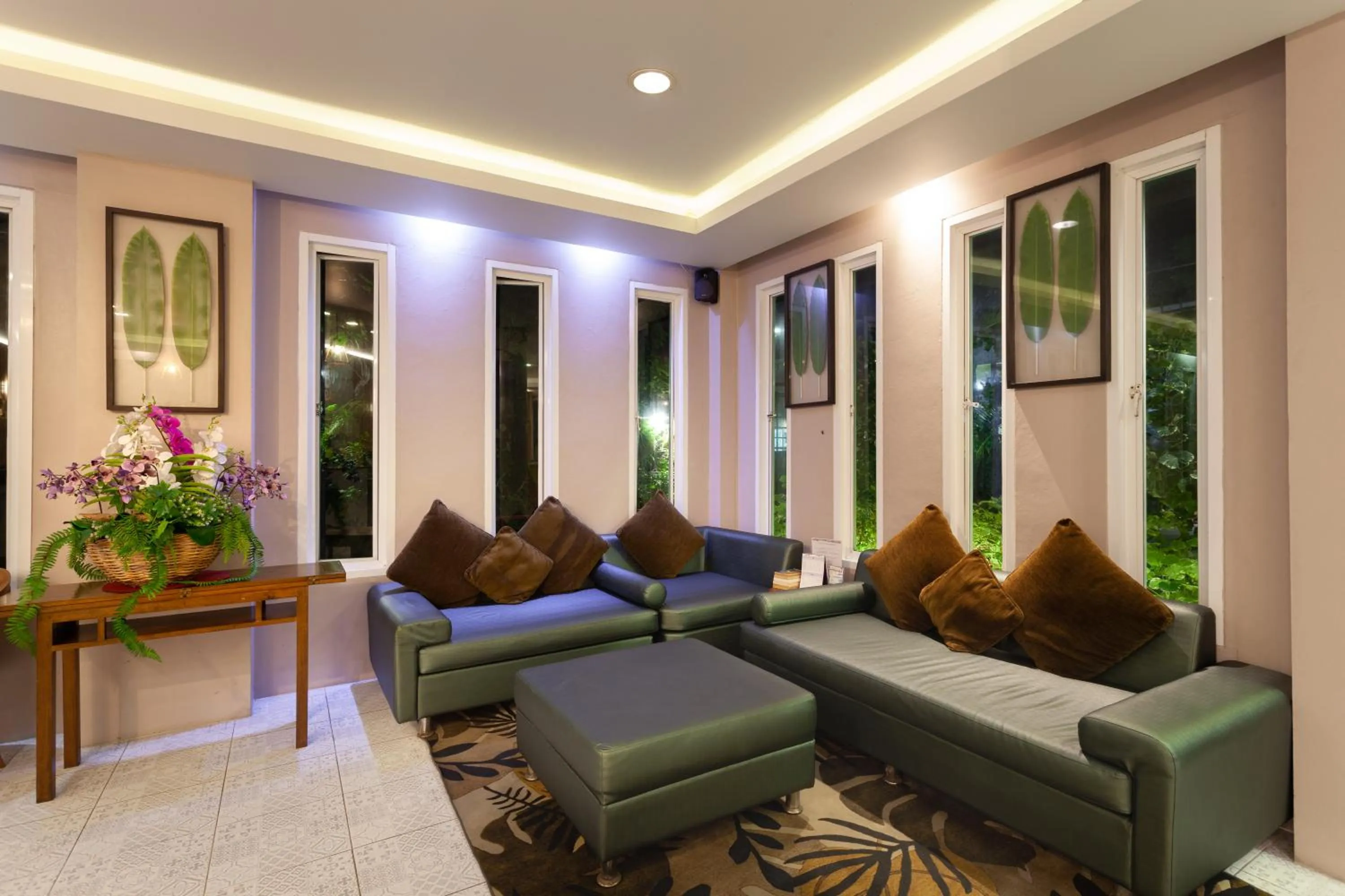 Lobby or reception in Thanthip Beach Resort Patong