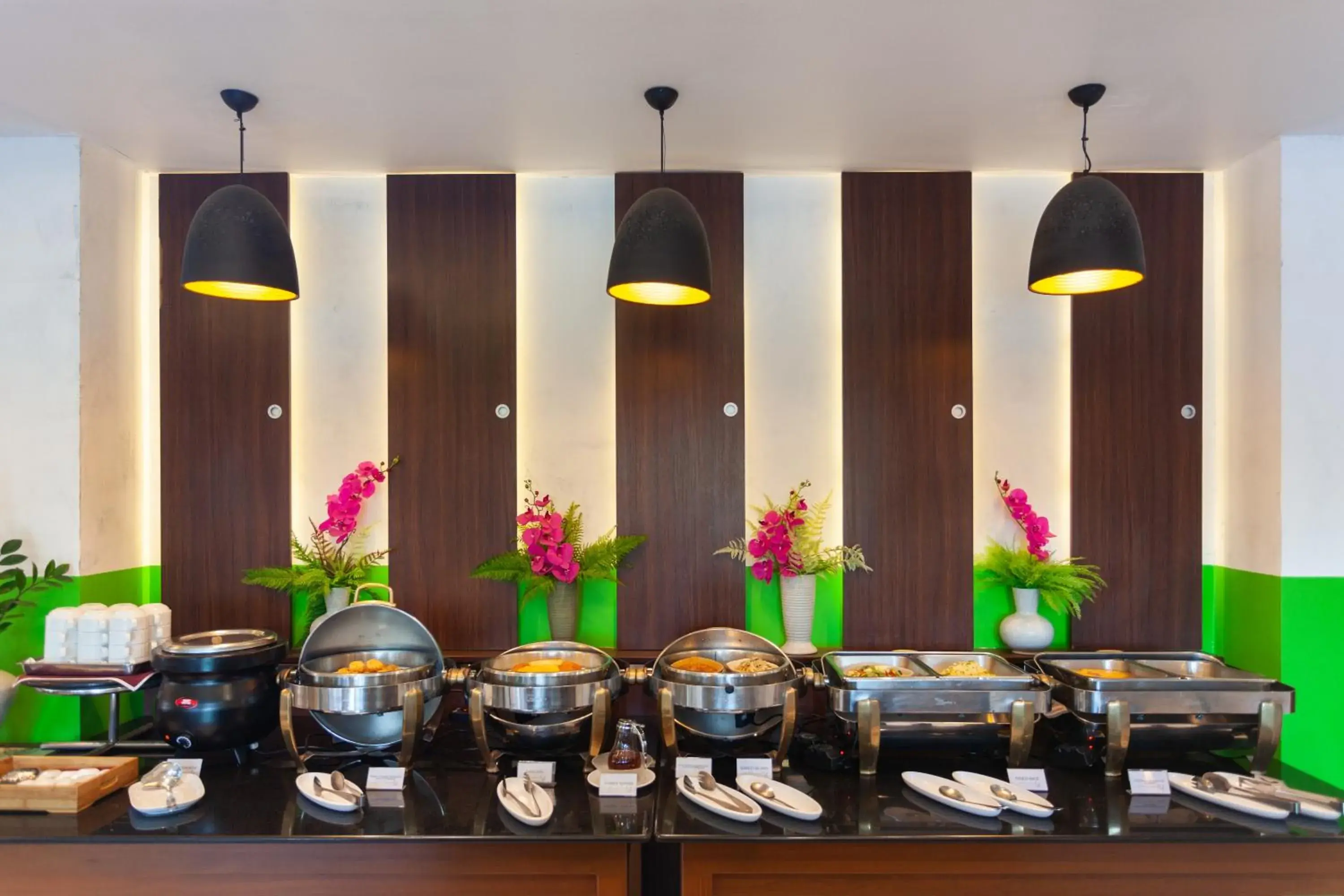 Buffet breakfast in Thanthip Beach Resort Patong Buffet breakfast in Thanthip Beach Resort Patong