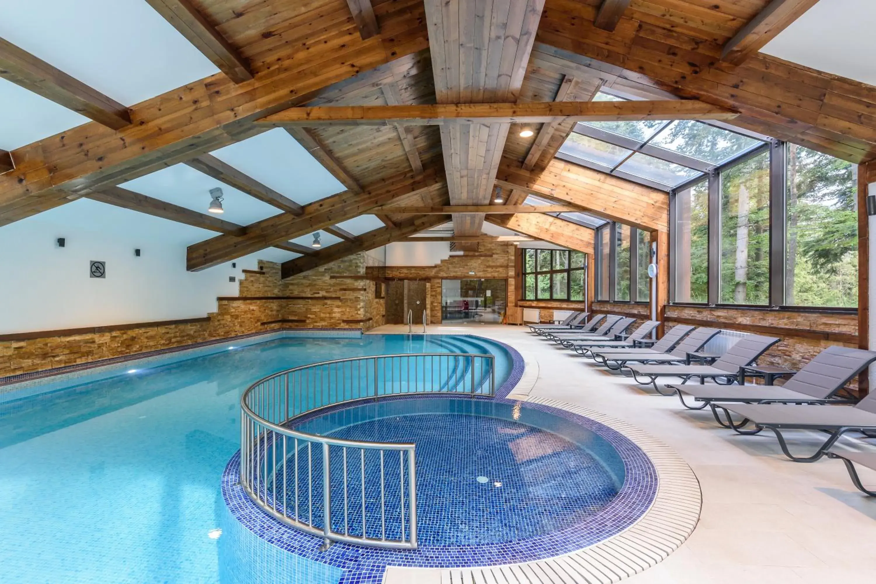 Swimming pool in Lion Hotel Borovets Swimming pool in Lion Hotel Borovets