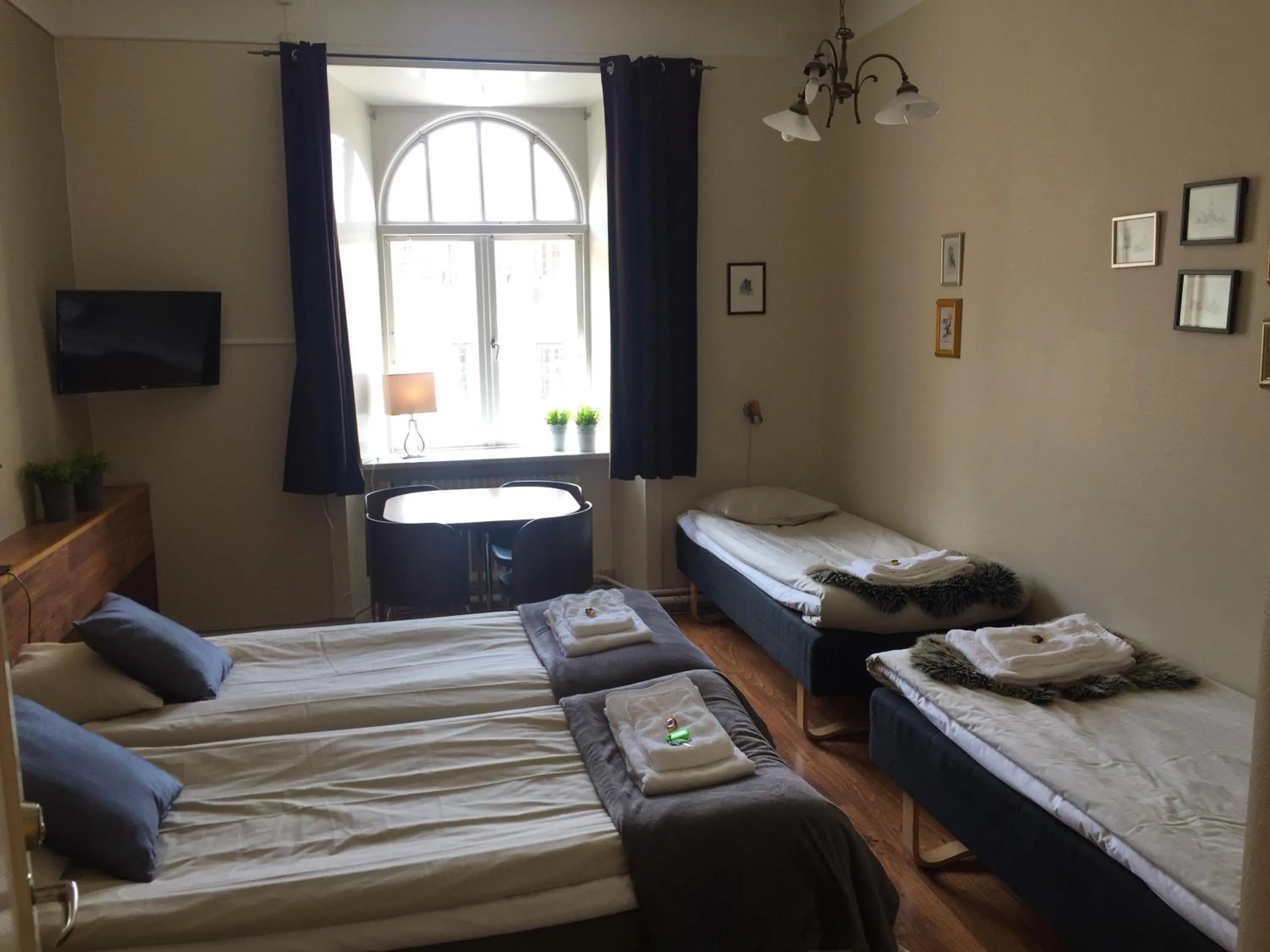 Photo of the whole room, Bed in Järnvägshotellet