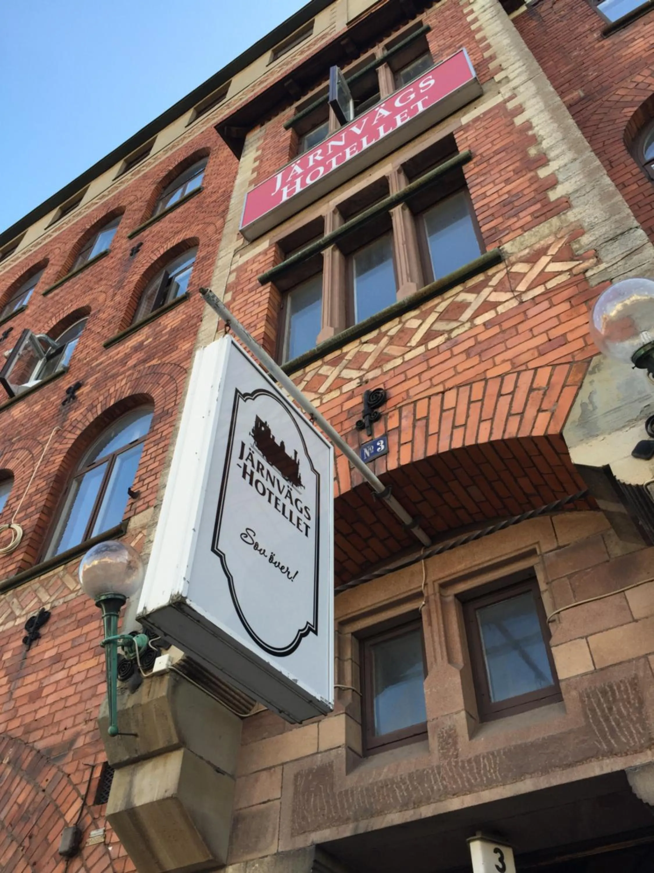 Facade/entrance in Järnvägshotellet