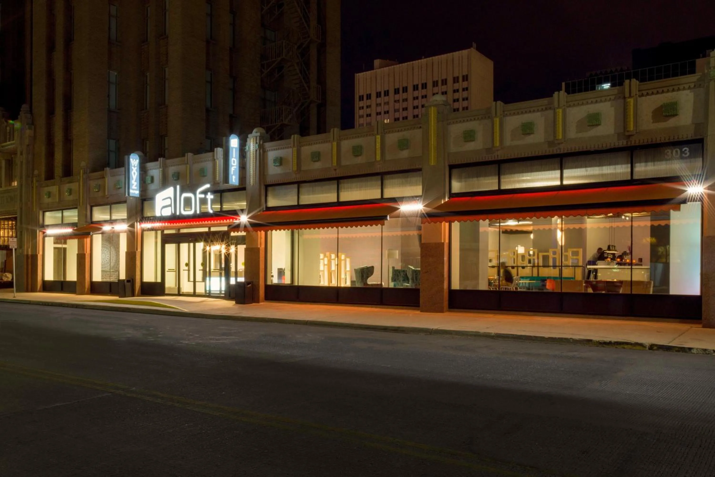 Property building in Aloft El Paso Downtown