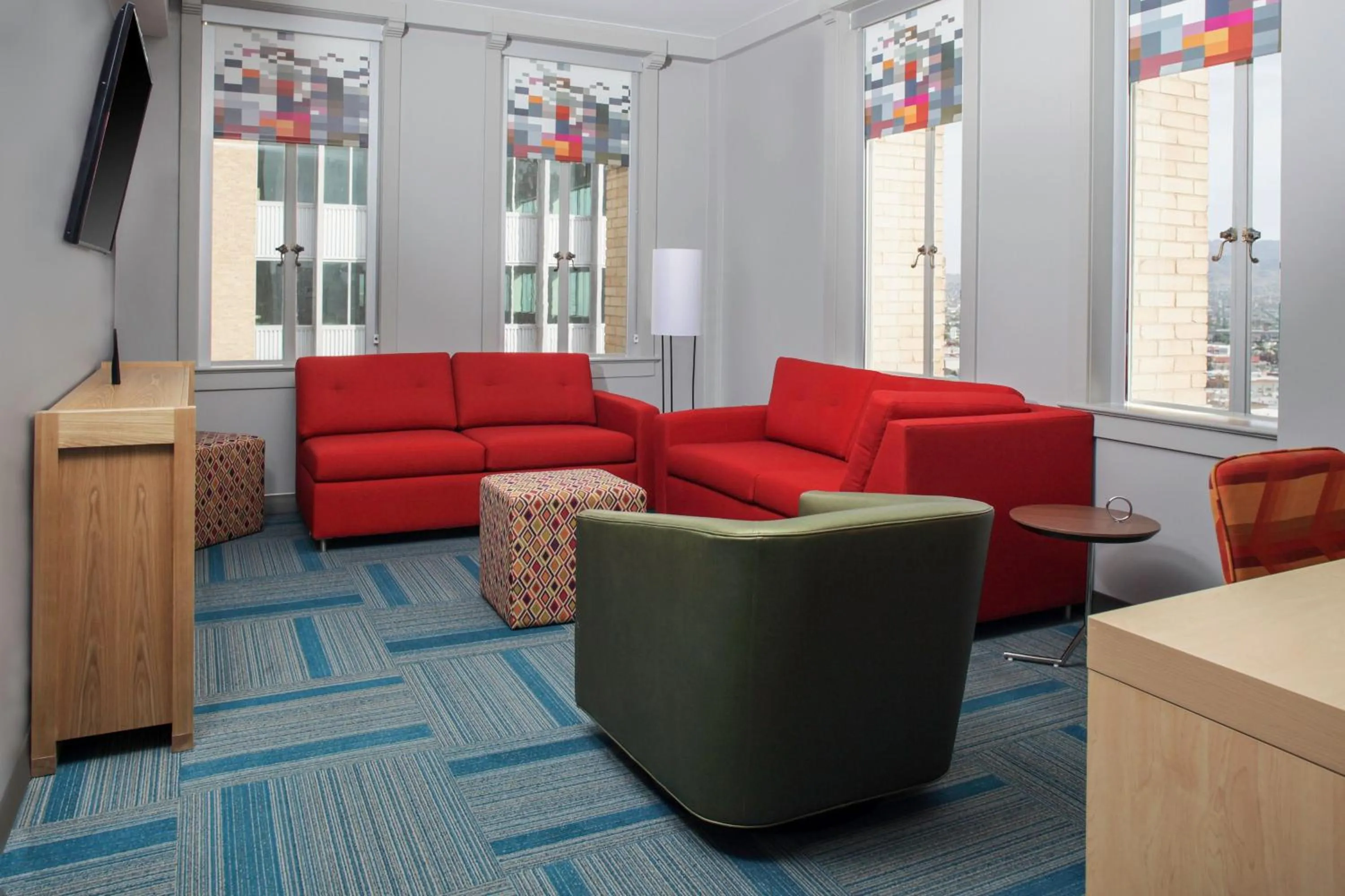 Bedroom in Aloft El Paso Downtown