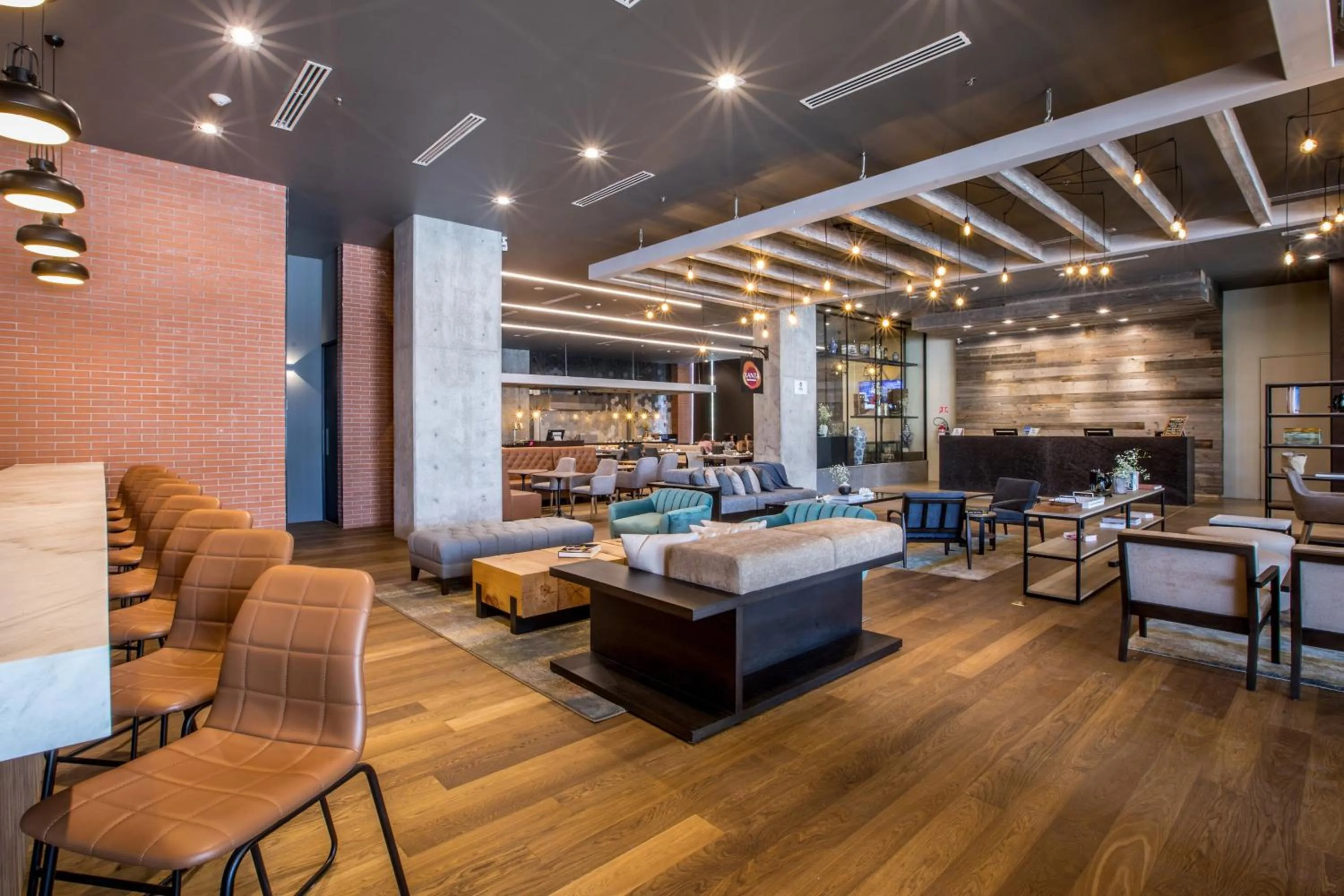 Lobby or reception in Four Points by Sheraton Puebla