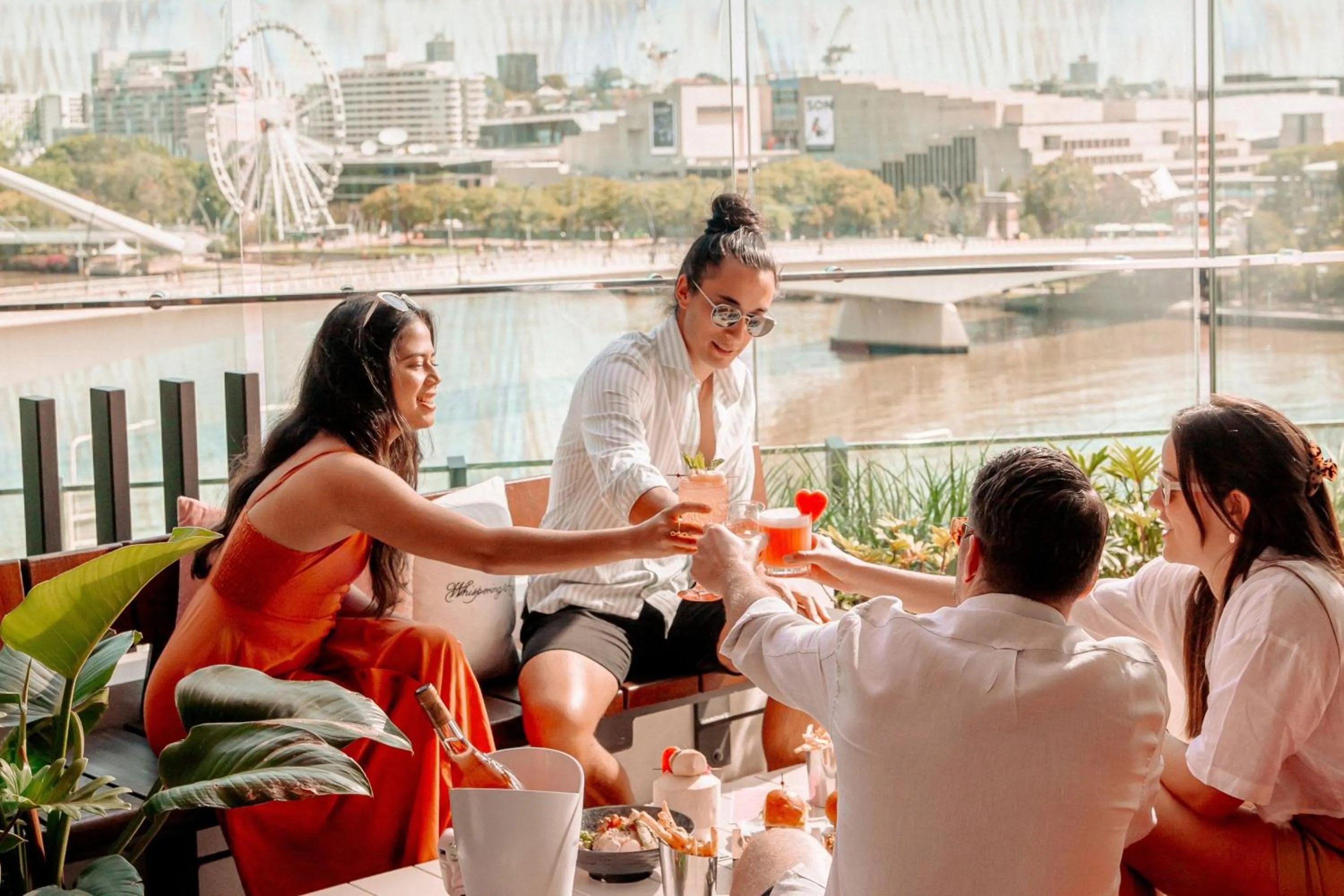 Restaurant/places to eat in W Brisbane