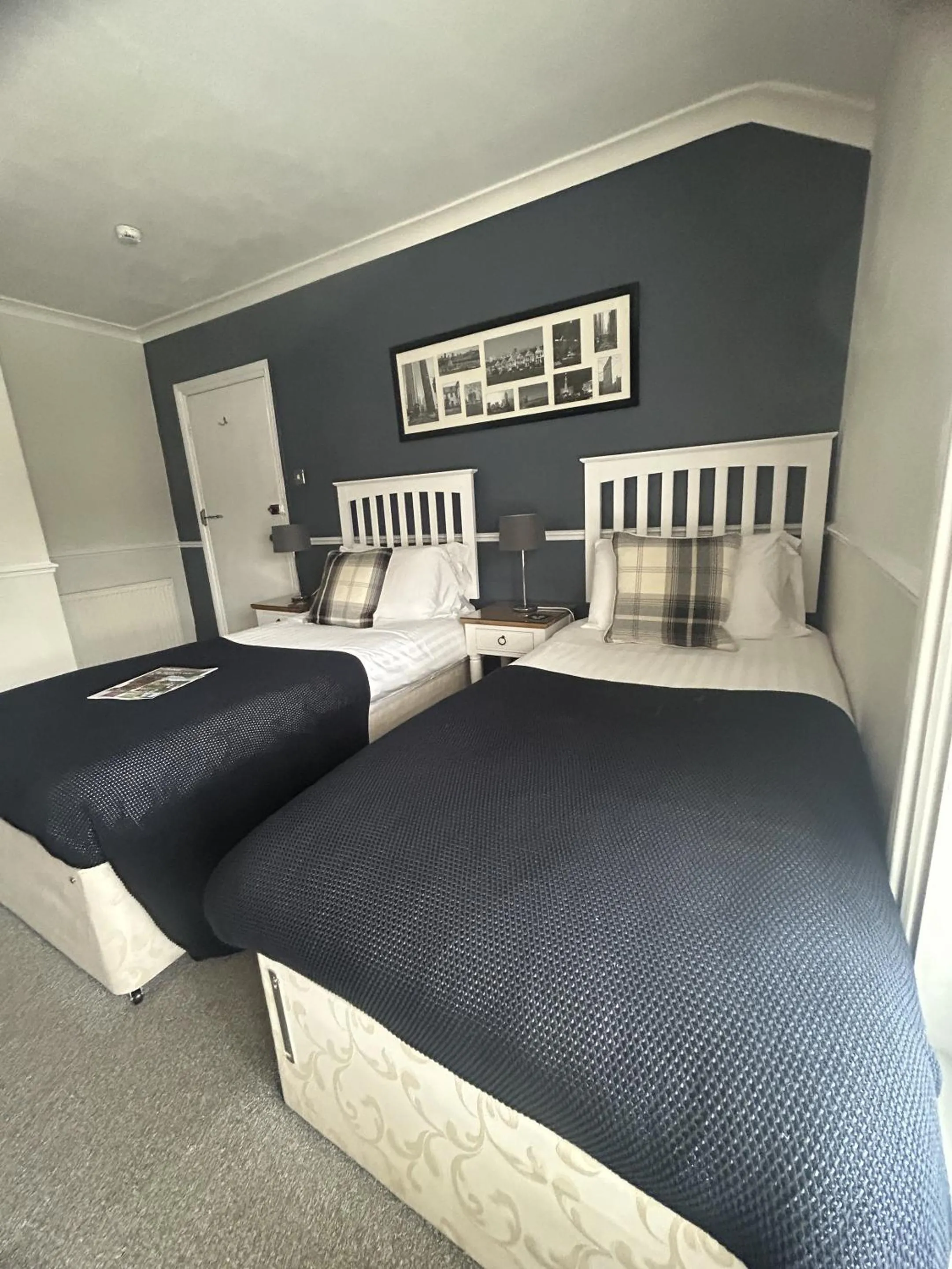 Bedroom, Bed in The Welford