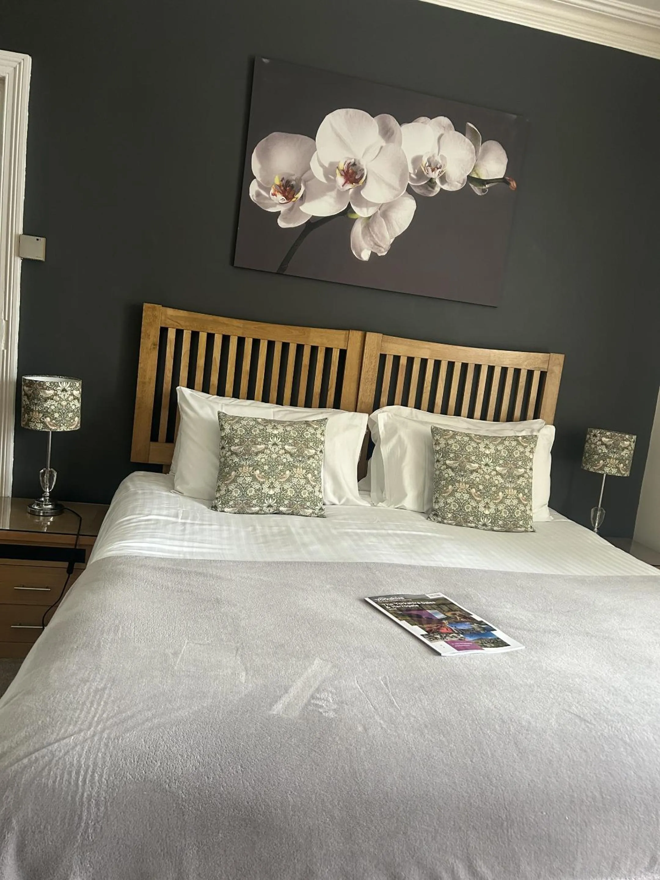 Bedroom, Bed in The Welford