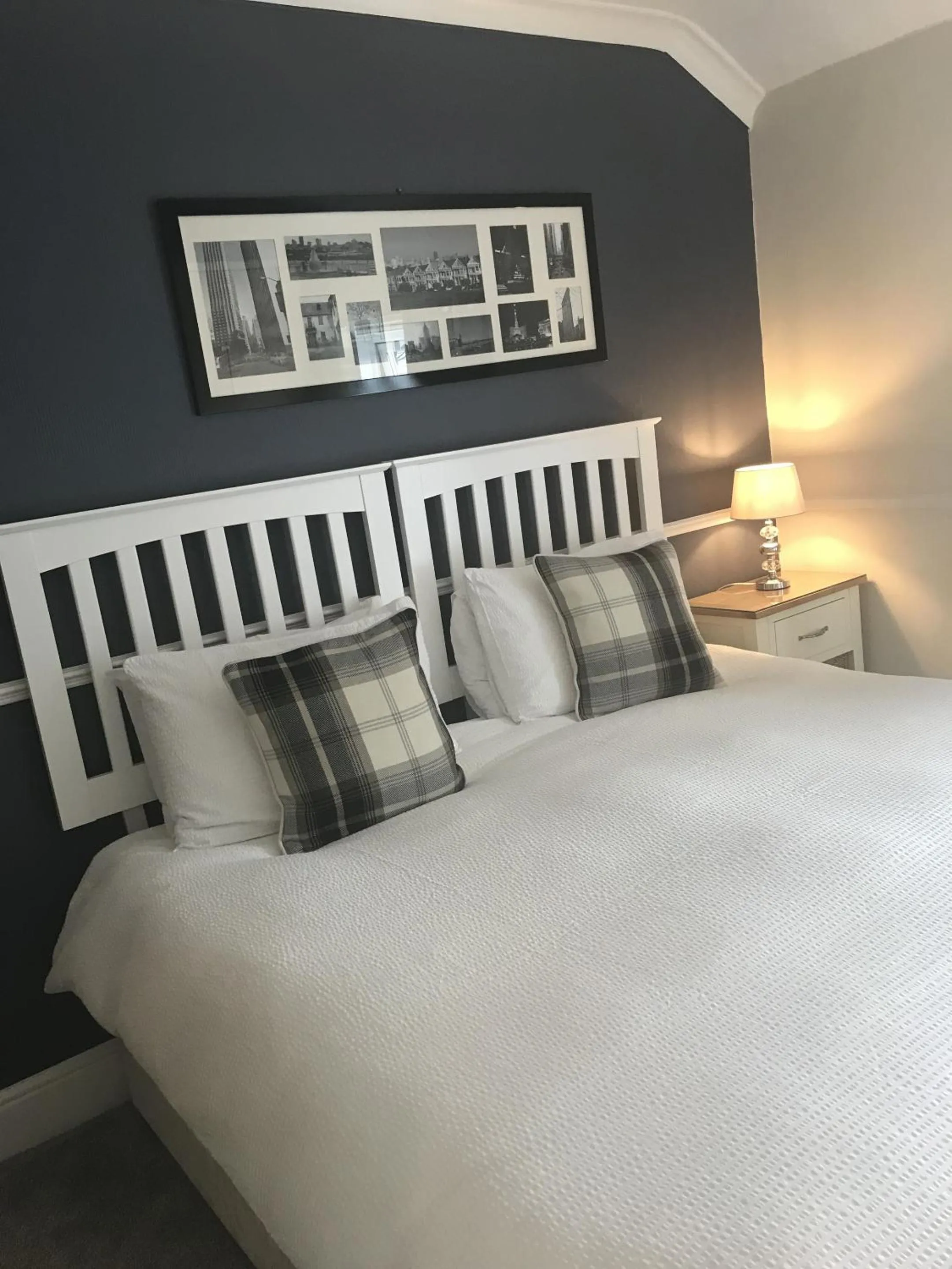 Bedroom, Bed in The Welford