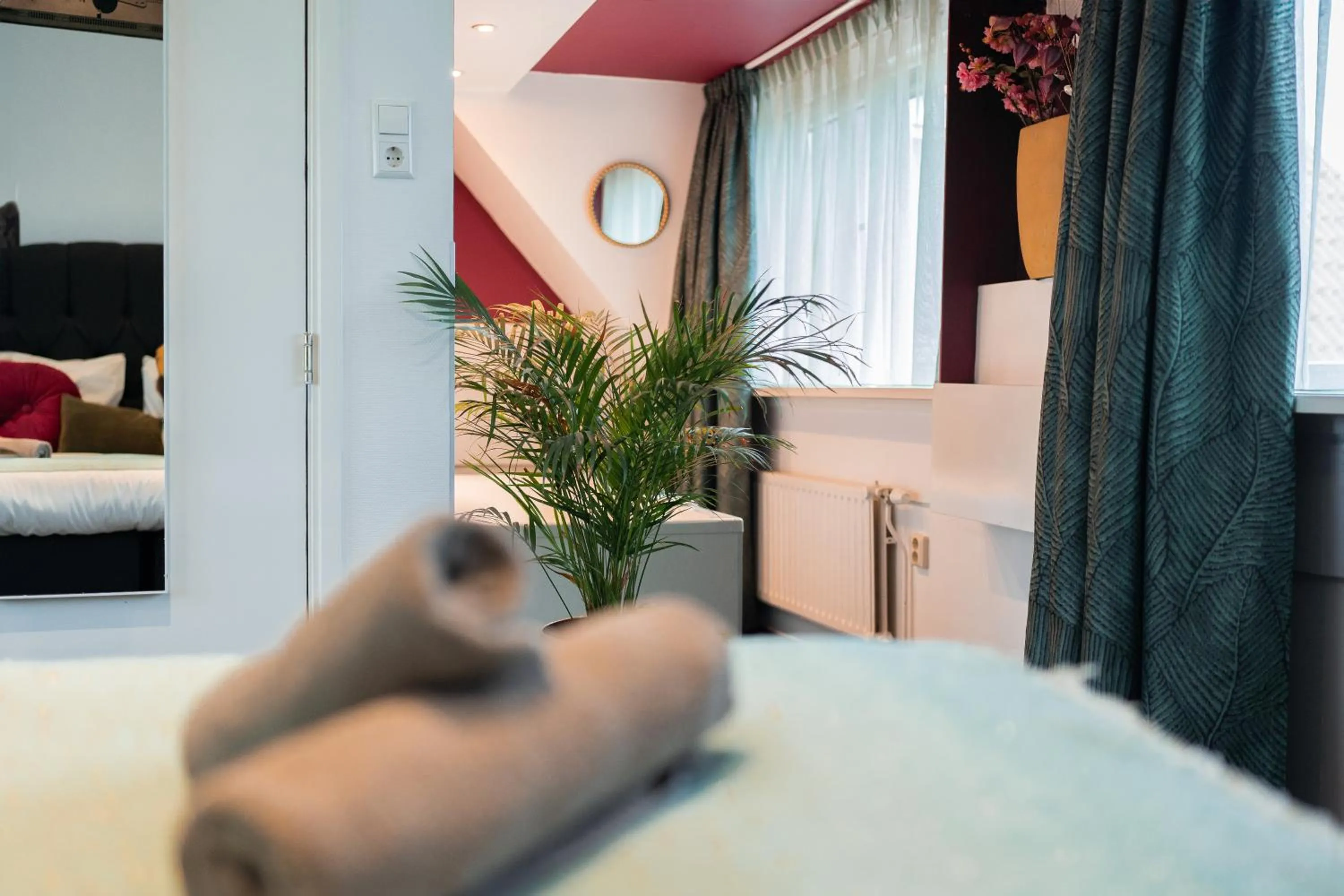 Bedroom, Bed in Boutique Lodge Zandvoort