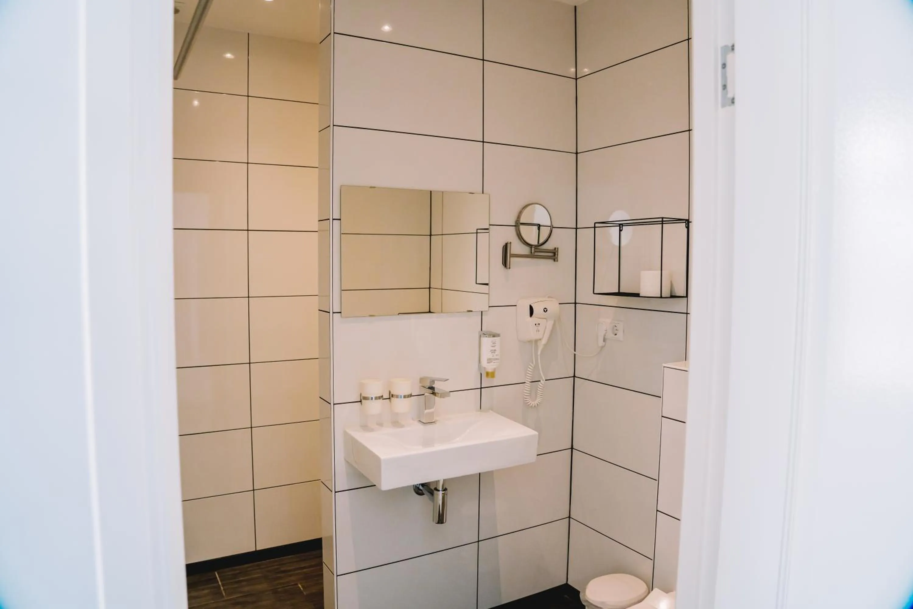 Shower in Boutique Lodge Zandvoort