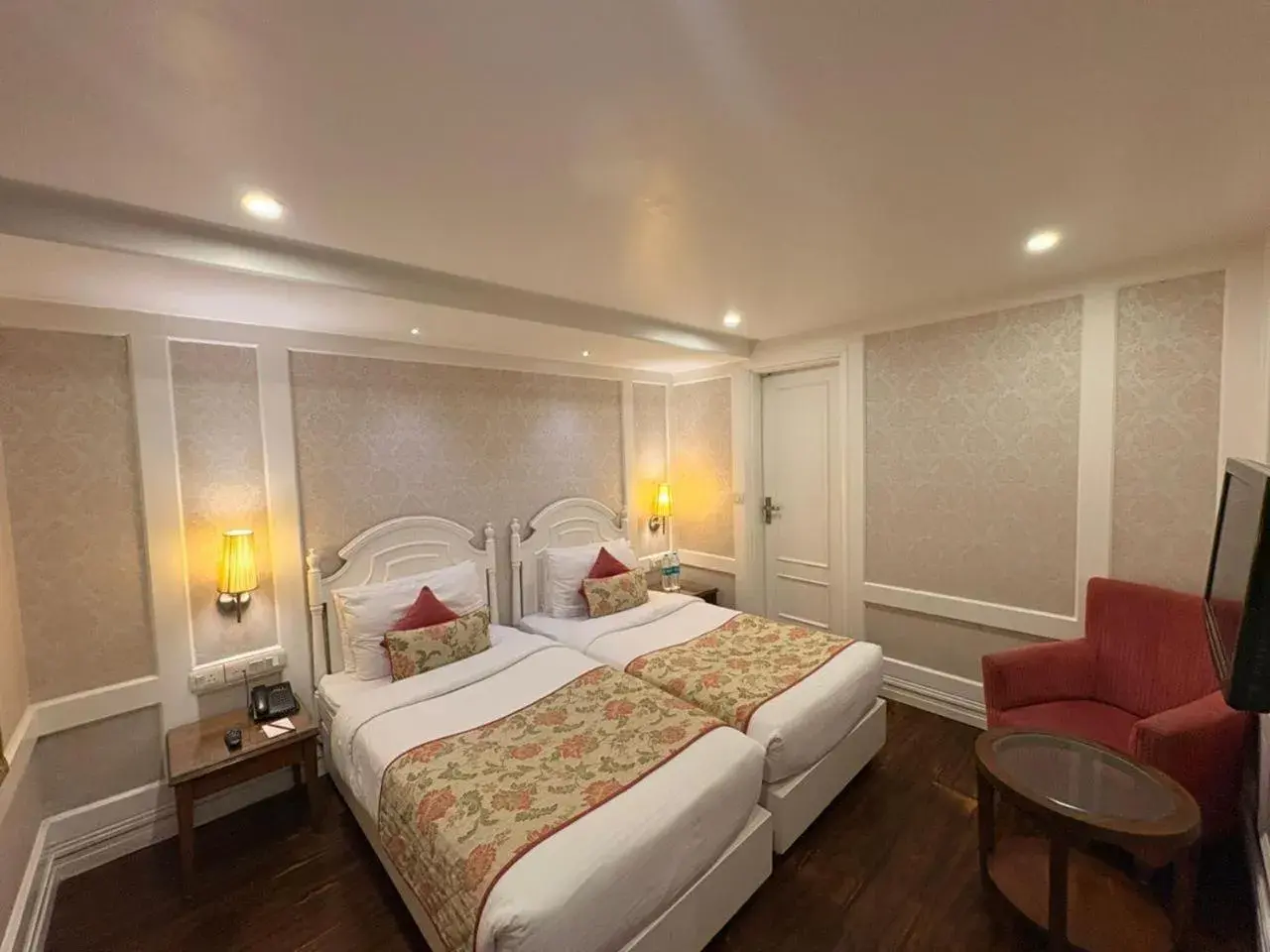 Bedroom, Bed in Hotel Bright Bedroom, Bed in Hotel Bright