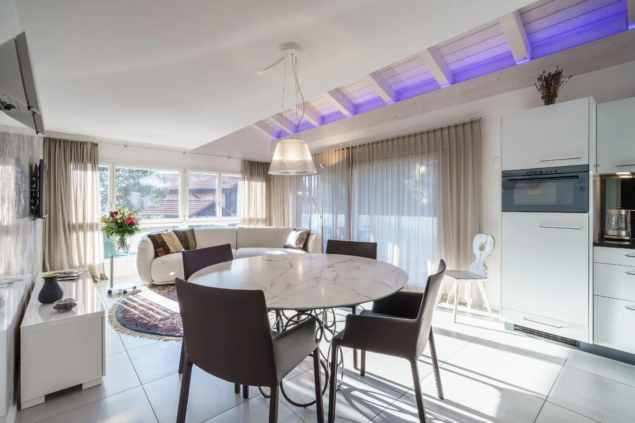 Dining area in Schönbühl Hotel & Restaurant Lake Thun