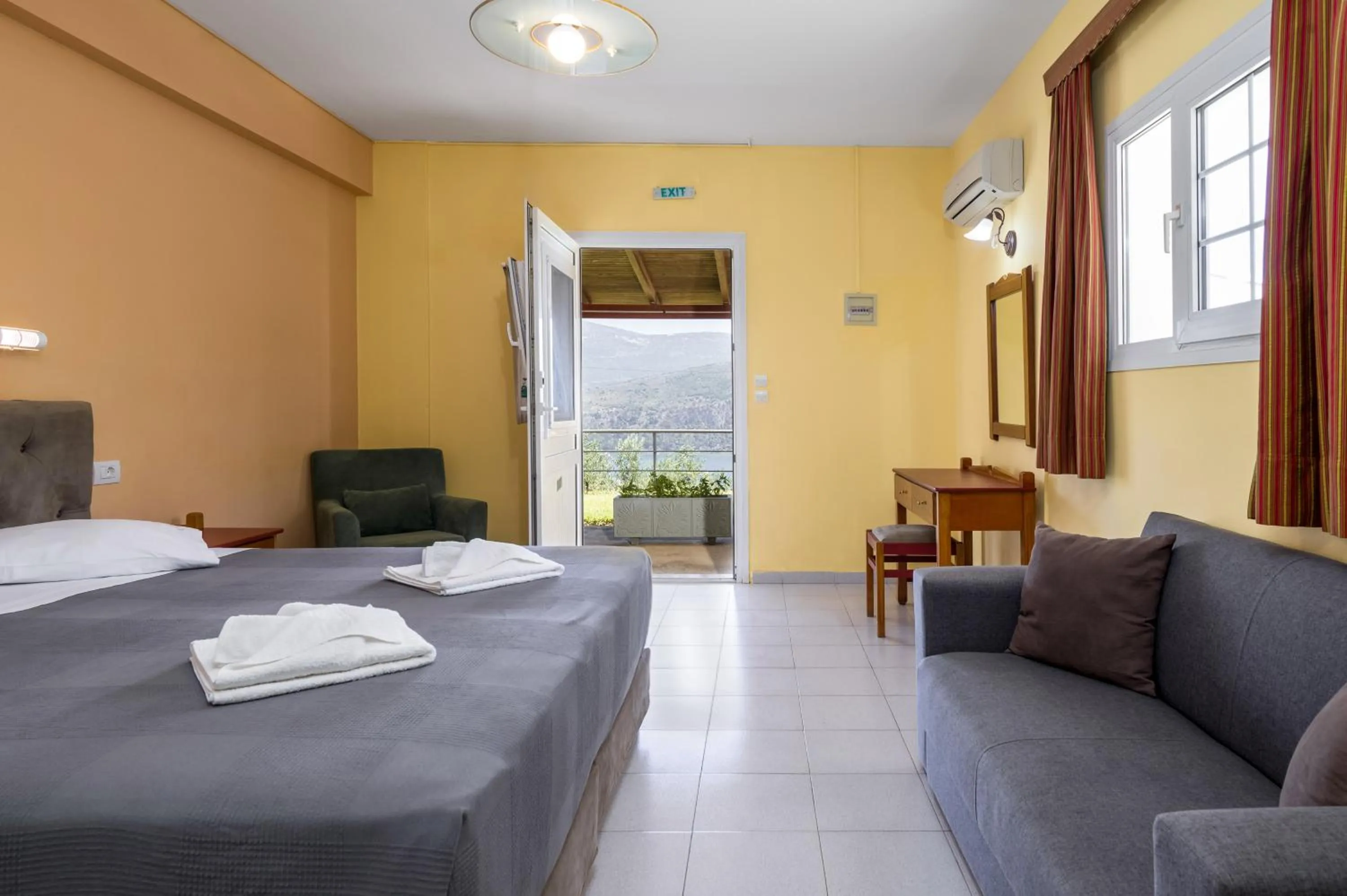 Photo of the whole room, Bed in Studios Rania - Rania Studios & Apartments