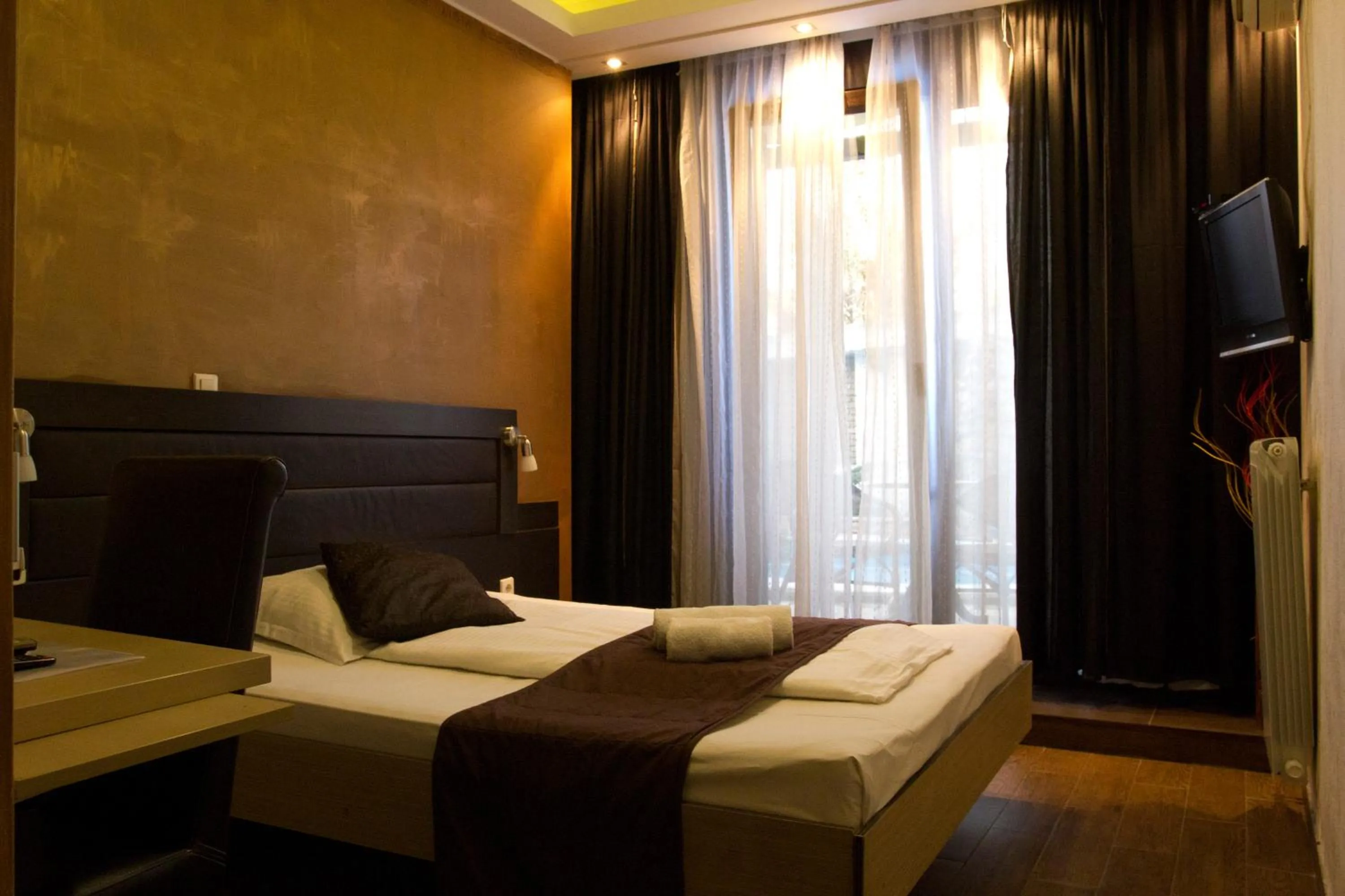 Decorative detail, Bed in Vila Senjak