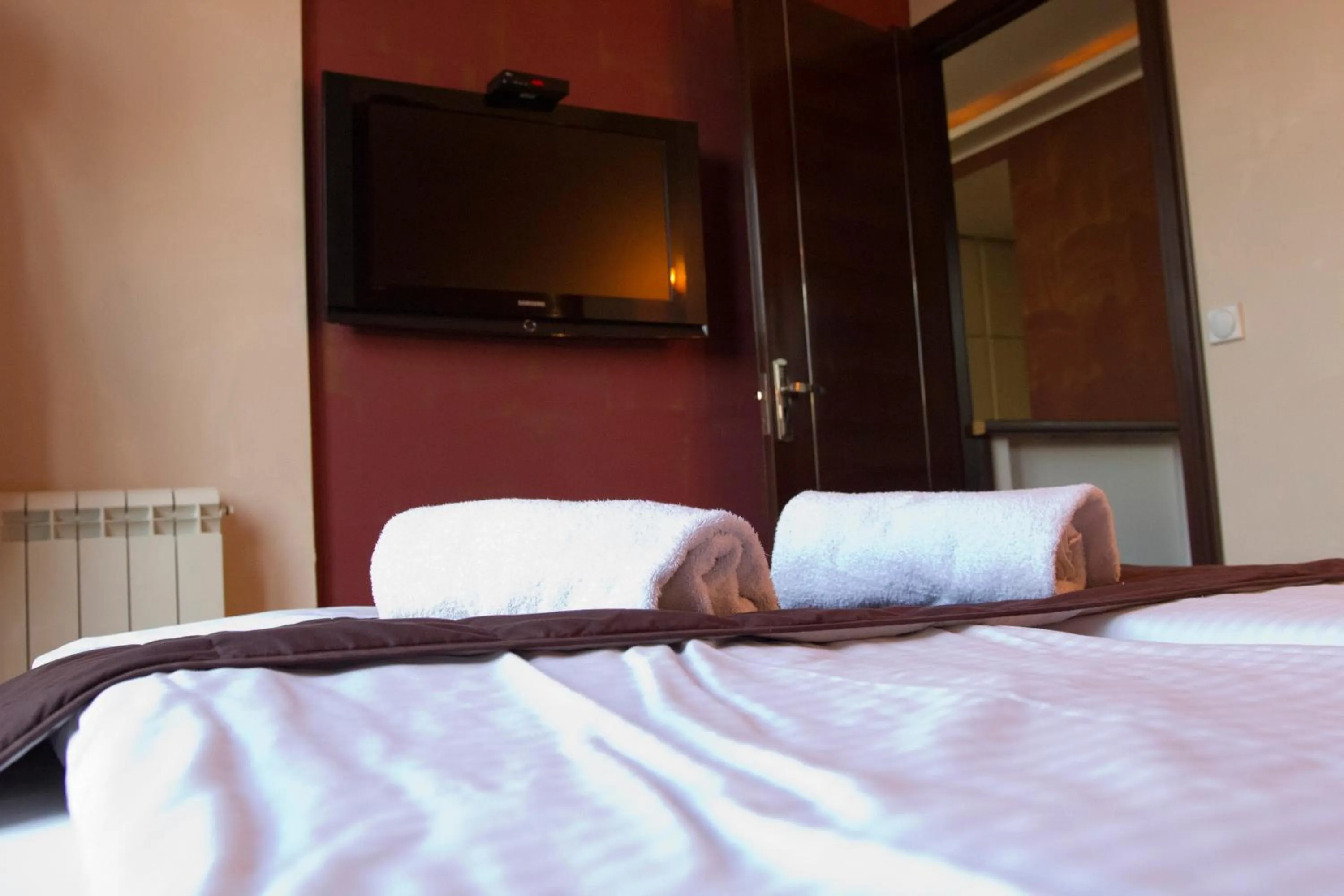 Photo of the whole room, Bed in Vila Senjak