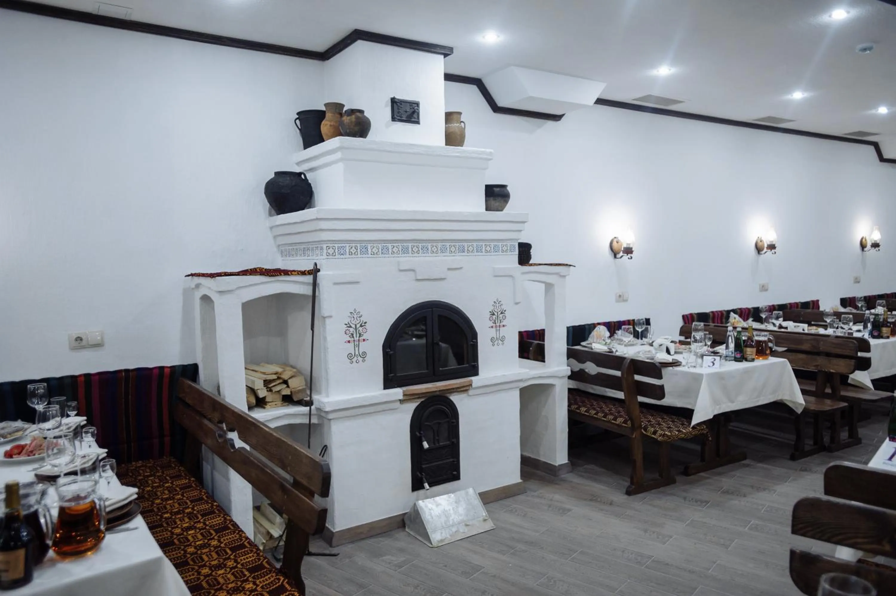 Restaurant/places to eat in Astoria