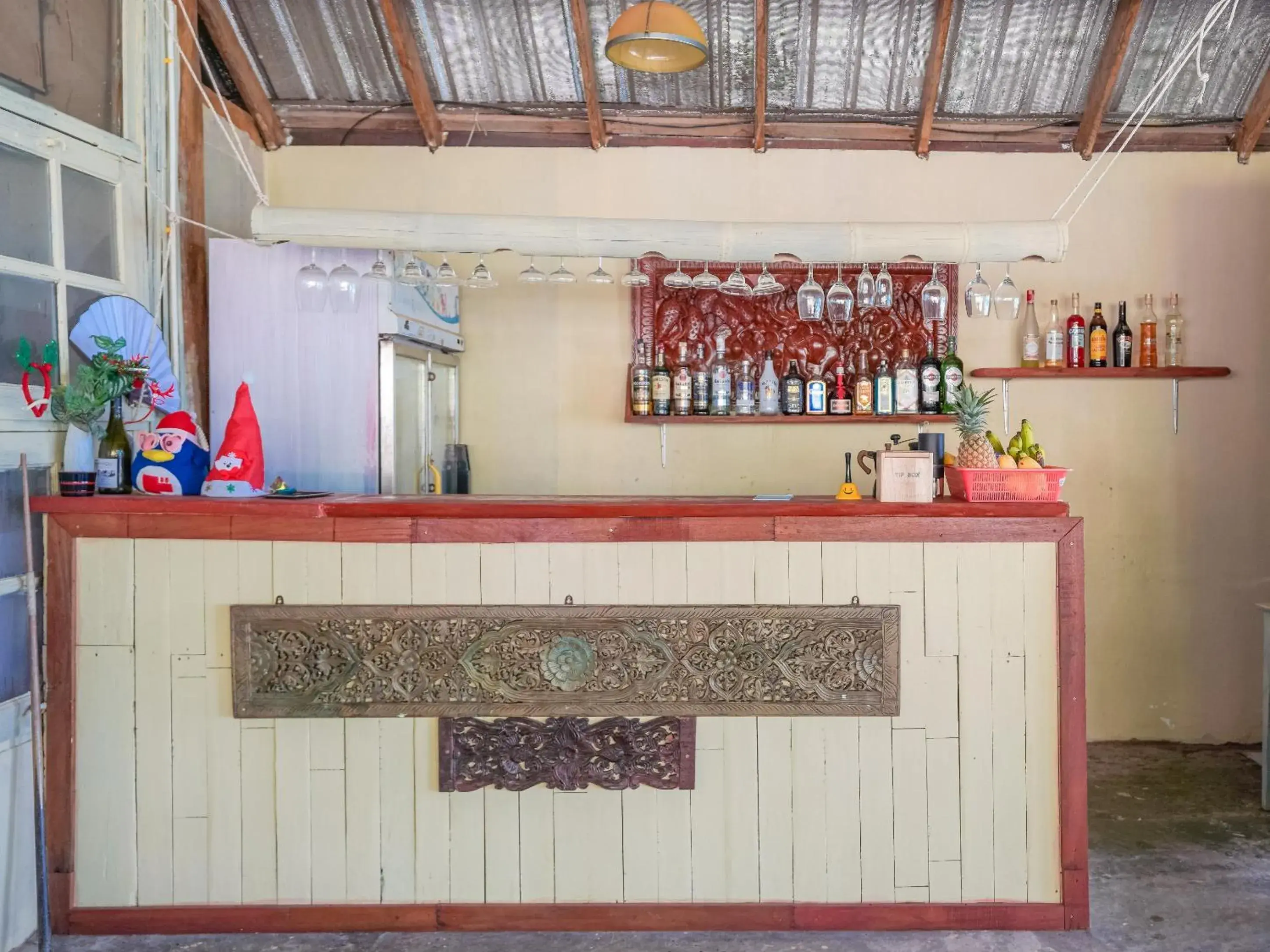 Lounge or bar in Phi Phi Cozy Seafront Resort Lounge or bar in Phi Phi Cozy Seafront Resort