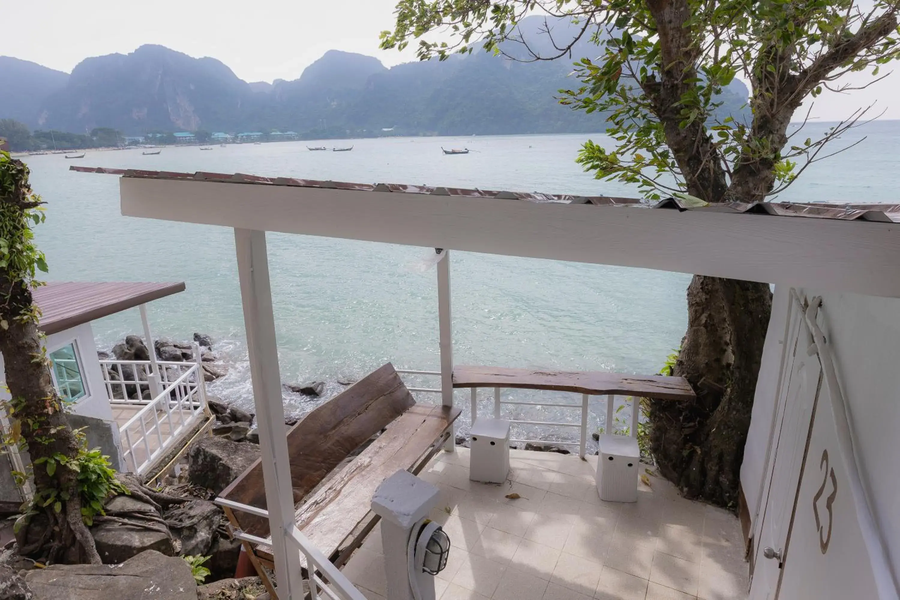 Balcony/Terrace in Phi Phi Cozy Seafront Resort Balcony/Terrace in Phi Phi Cozy Seafront Resort