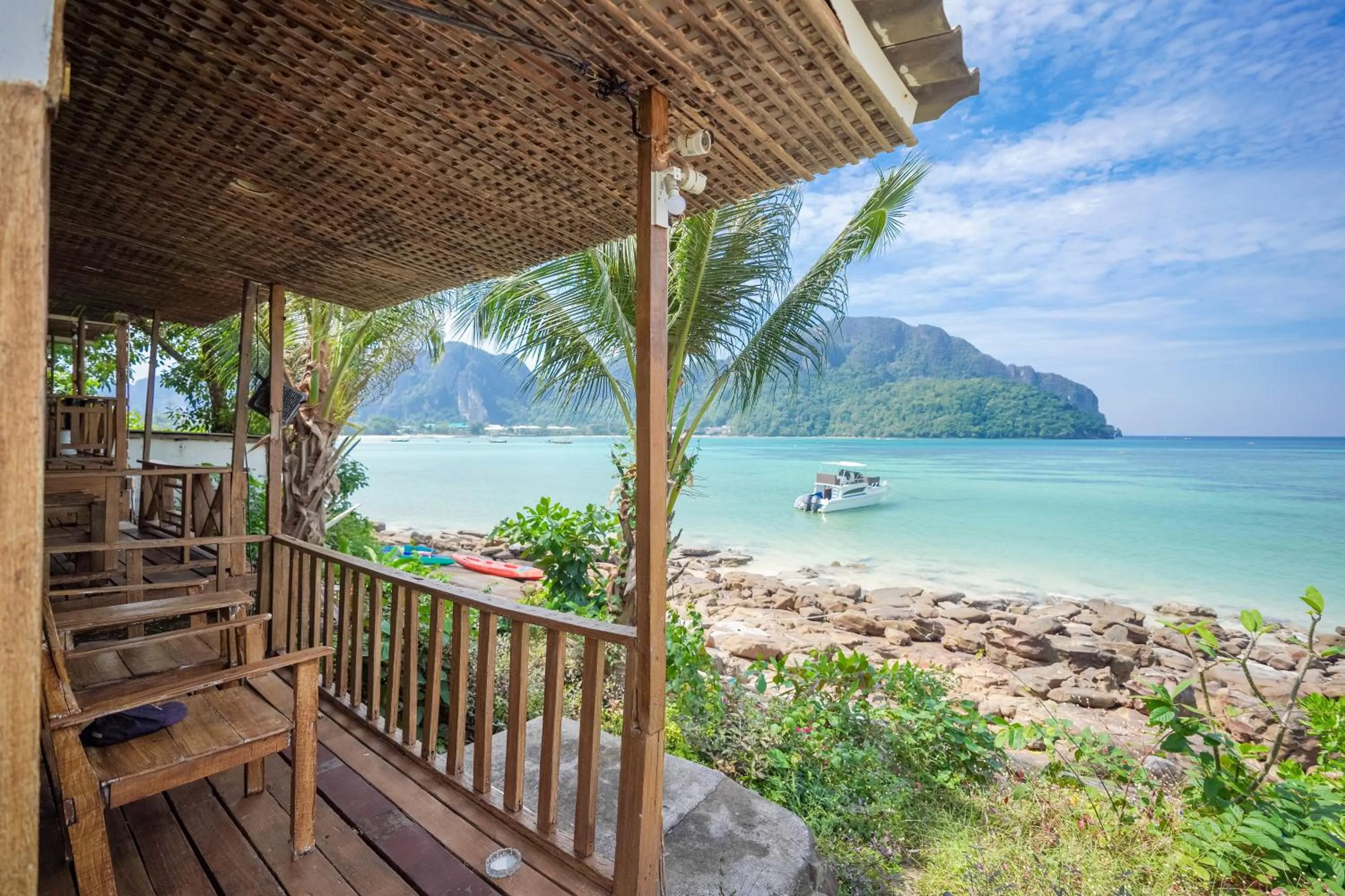 Balcony/Terrace in Phi Phi Cozy Seafront Resort