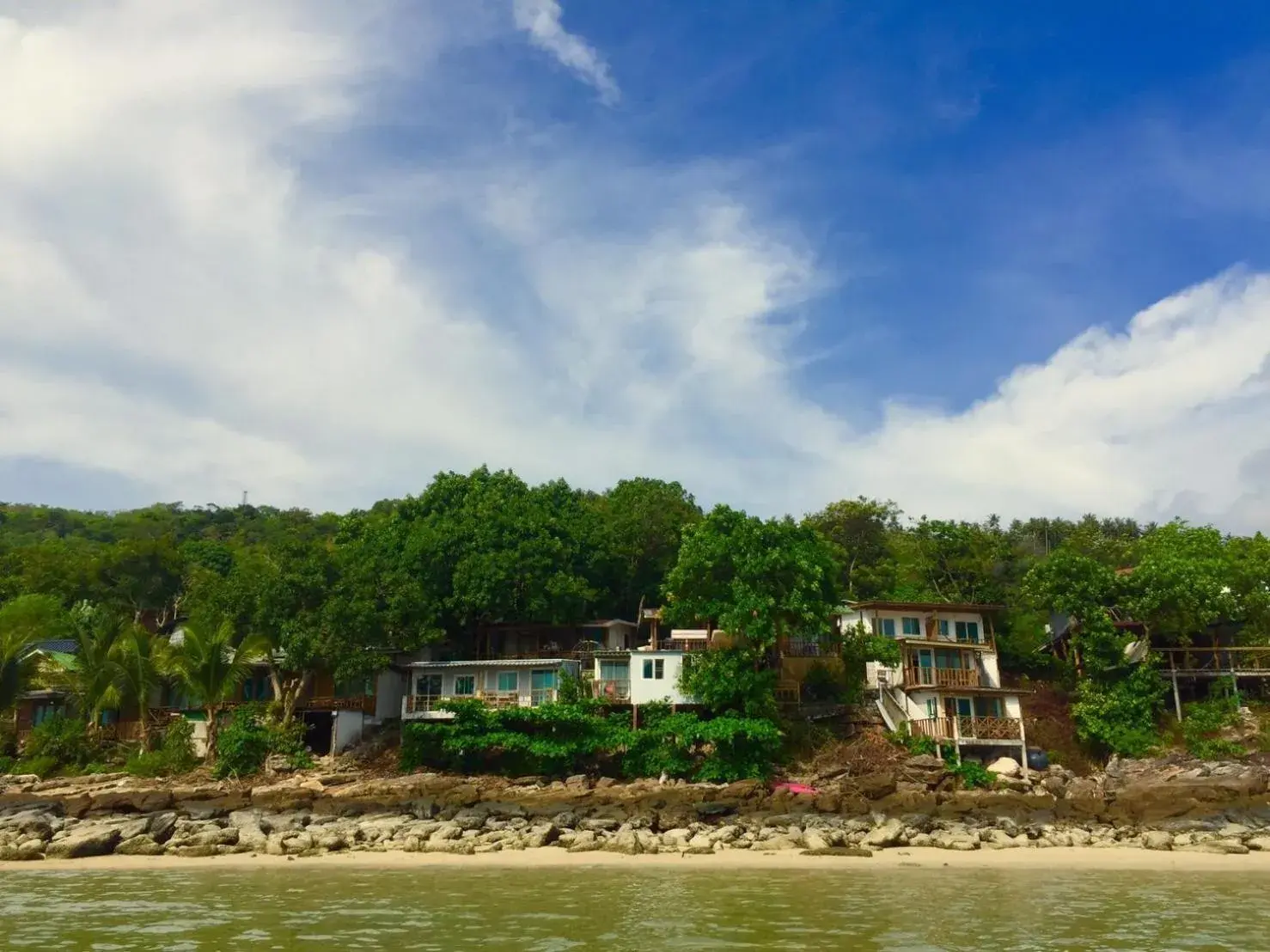 Property building in Phi Phi Cozy Seafront Resort Property building in Phi Phi Cozy Seafront Resort