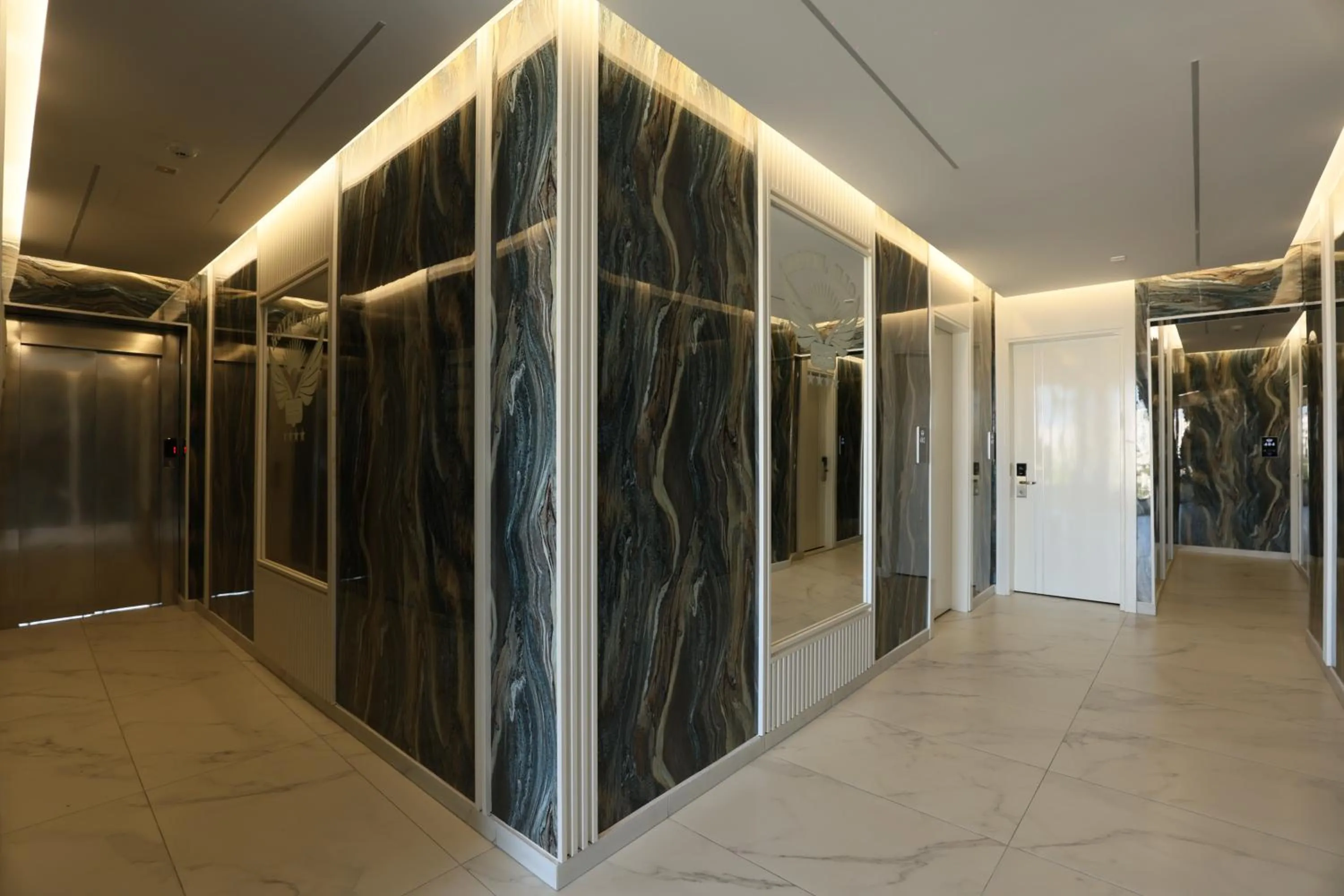 elevator in Ilio Boutique Hotel