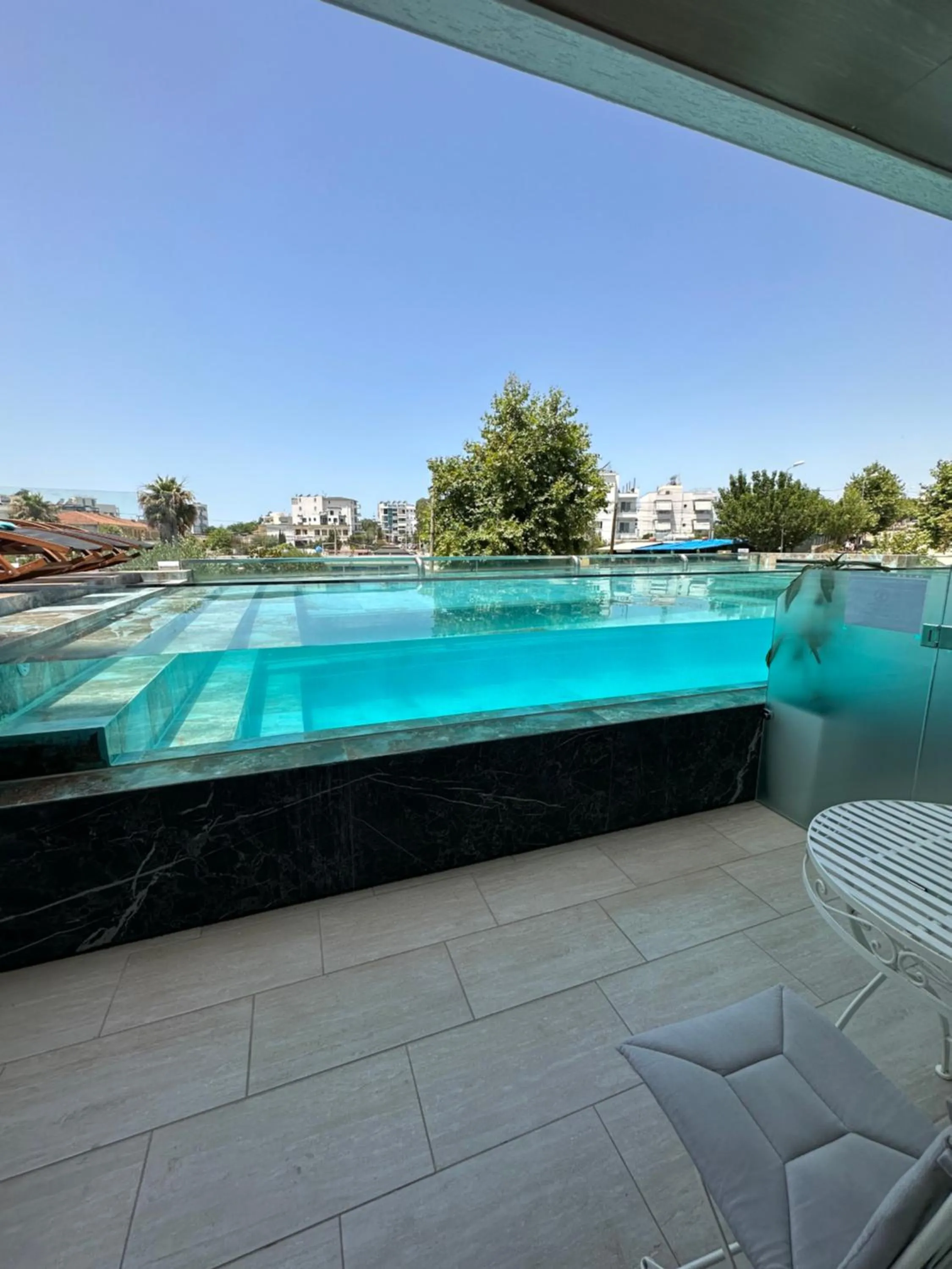 Day in Ilio Boutique Hotel