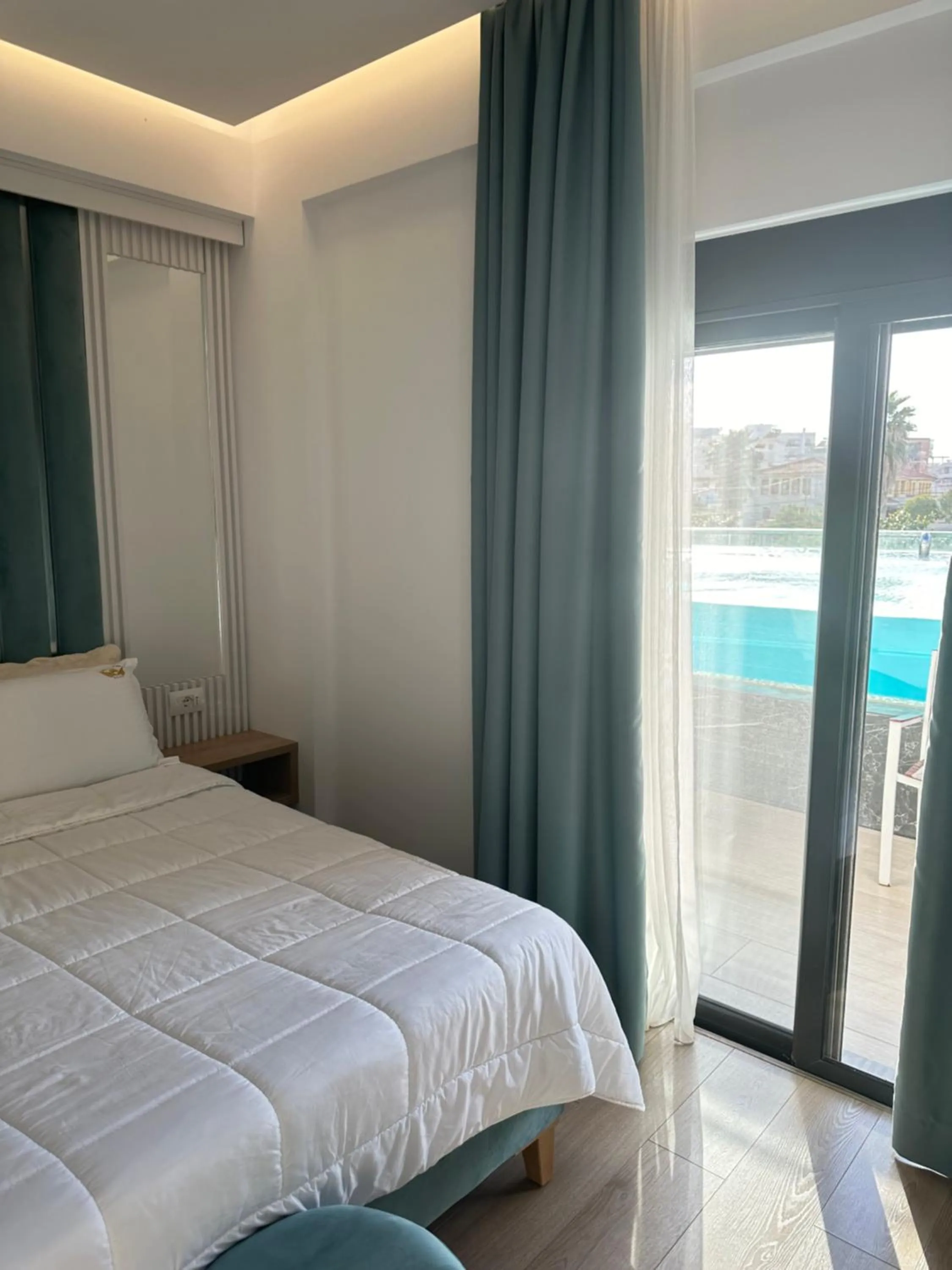 Photo of the whole room, Bed in Ilio Boutique Hotel