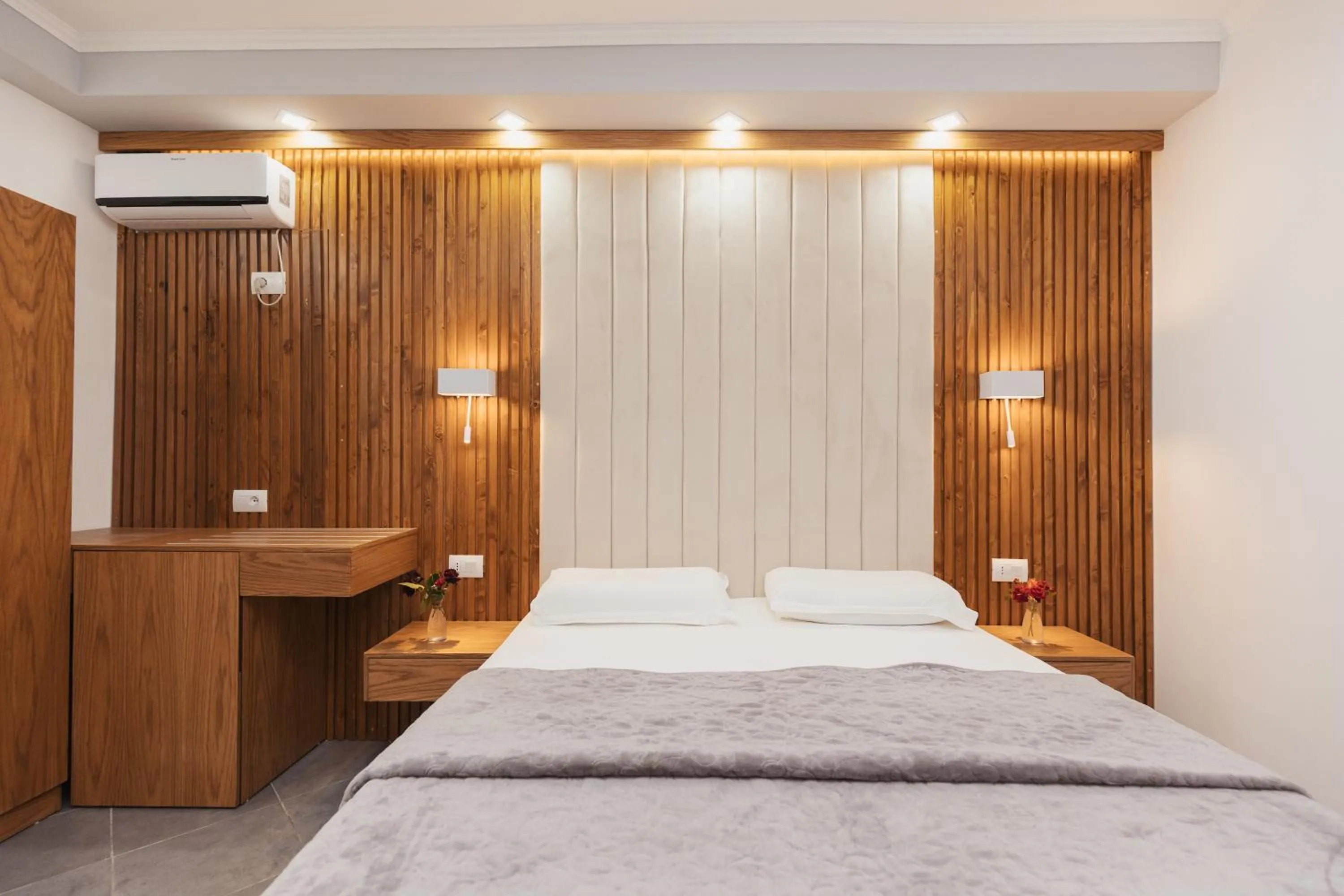 Bed in Ilio Boutique Hotel