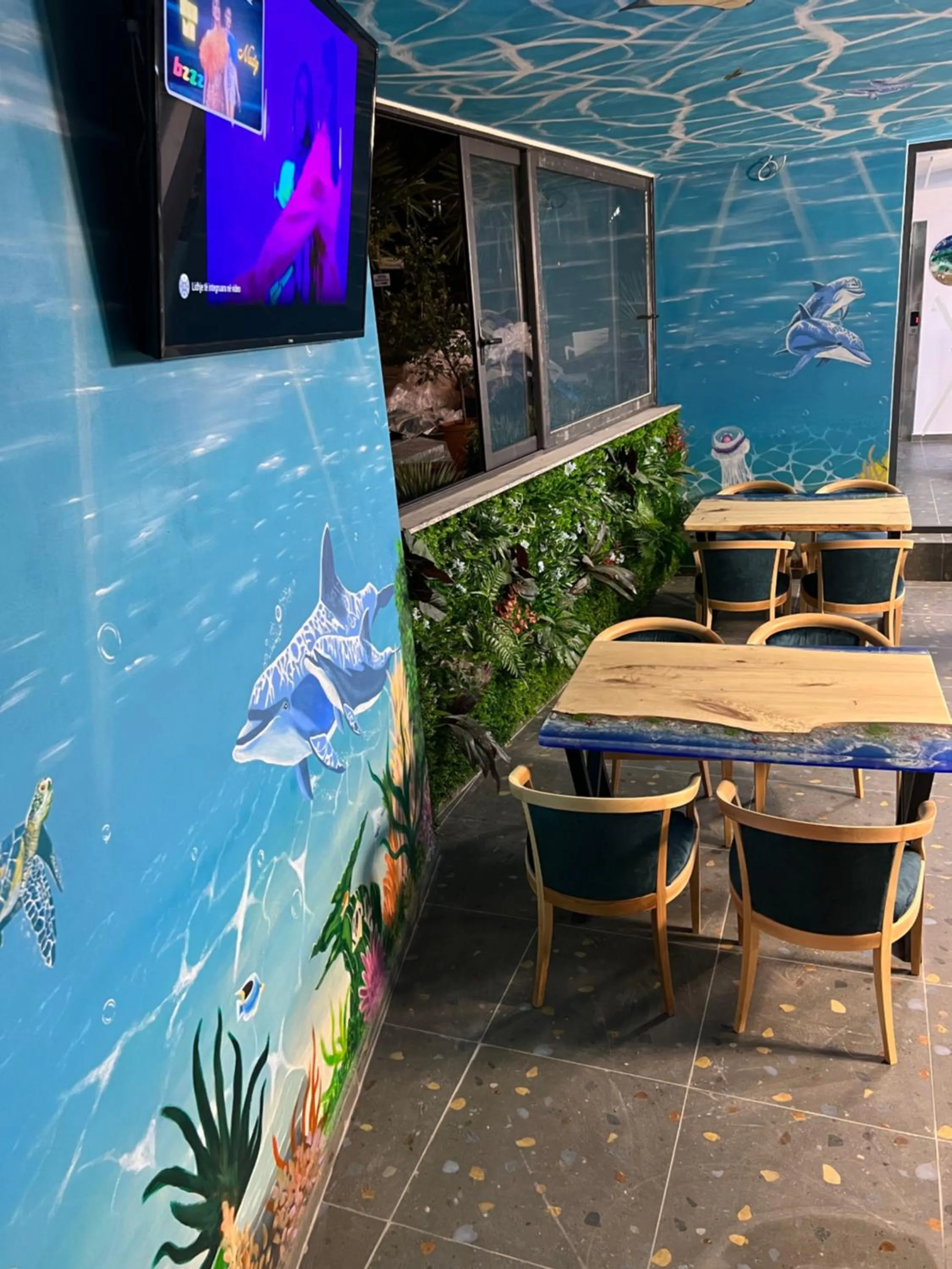 TV and multimedia in Ilio Boutique Hotel