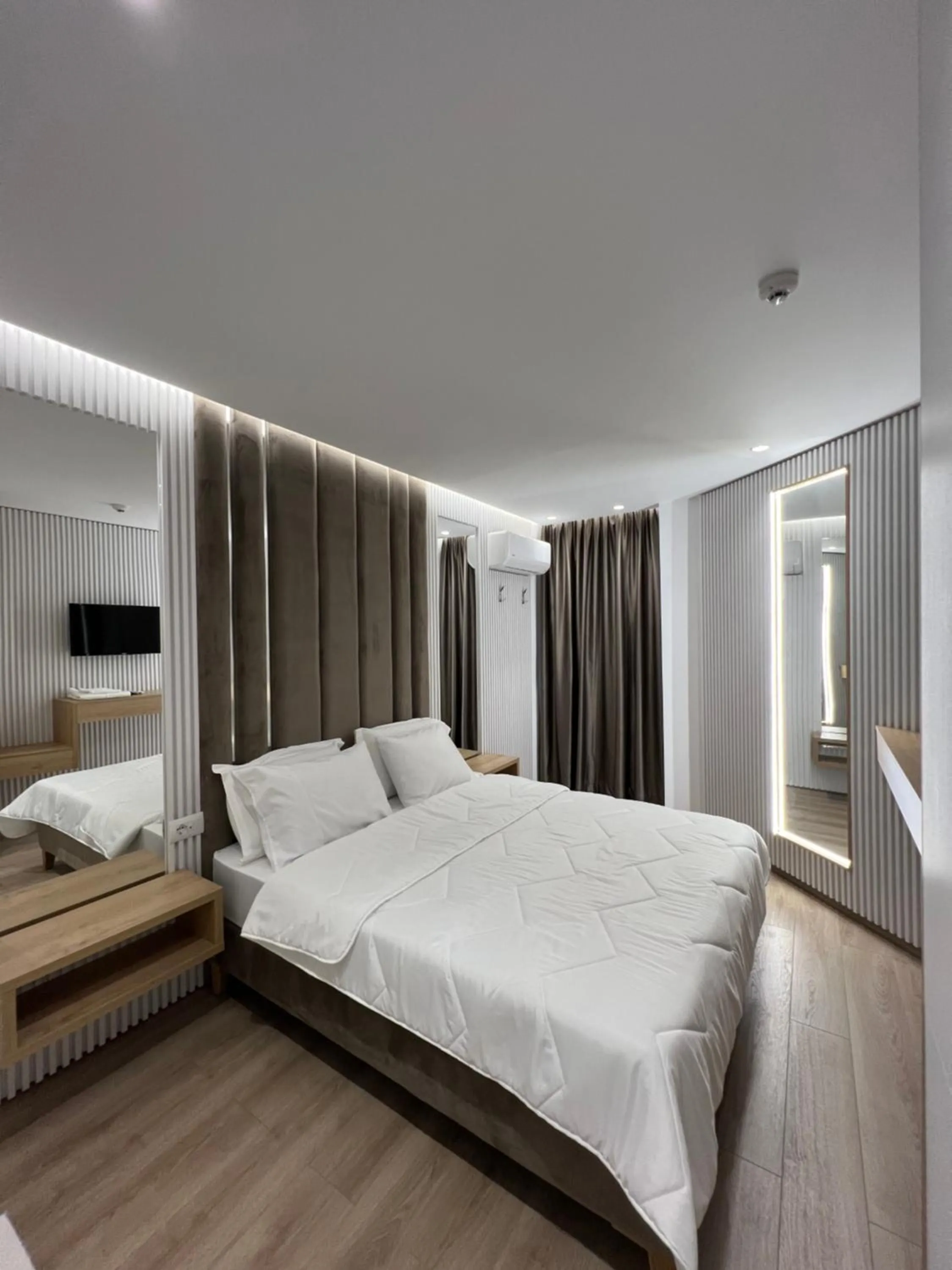 Bed in Ilio Boutique Hotel