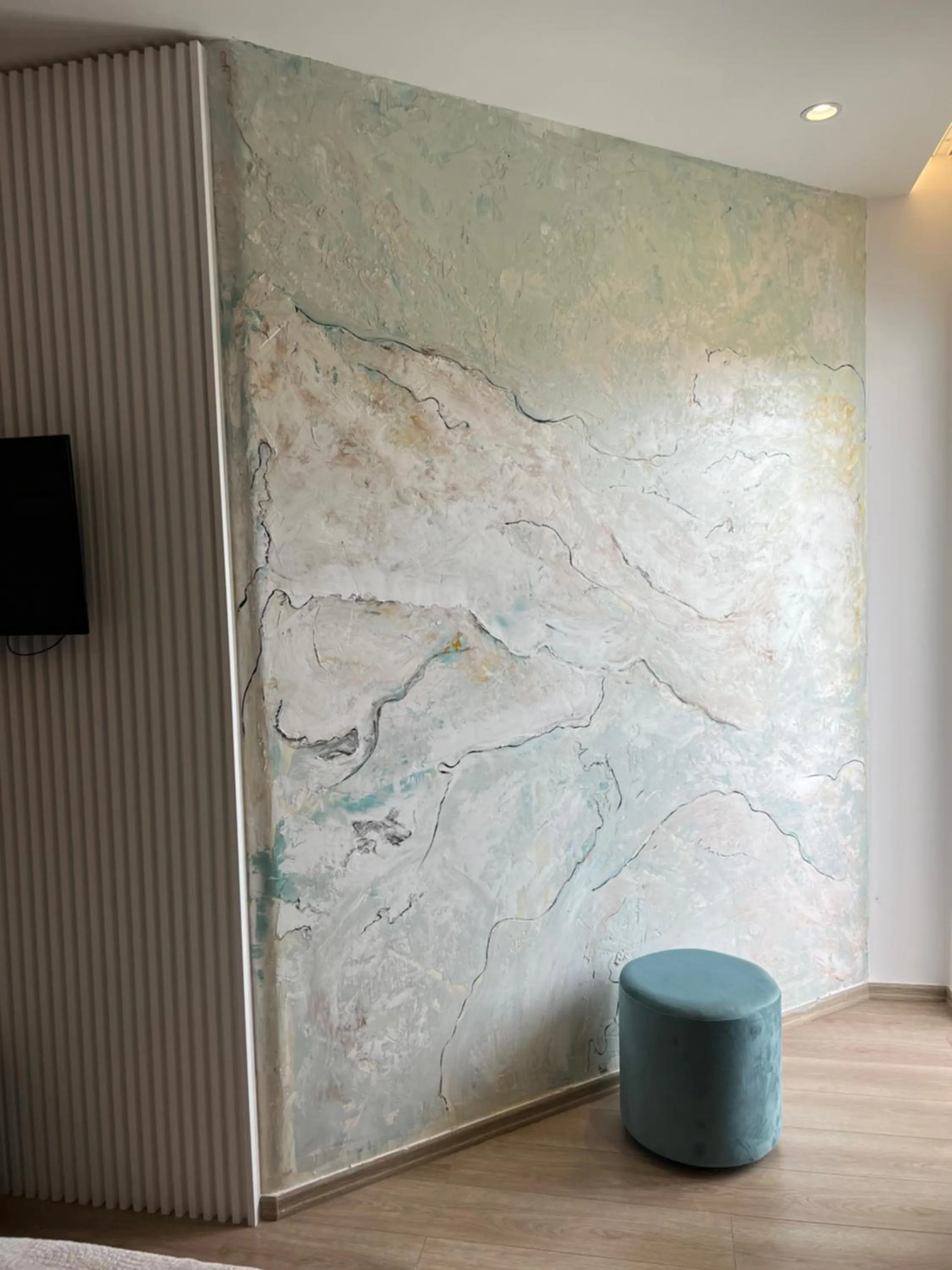 TV and multimedia in Ilio Boutique Hotel