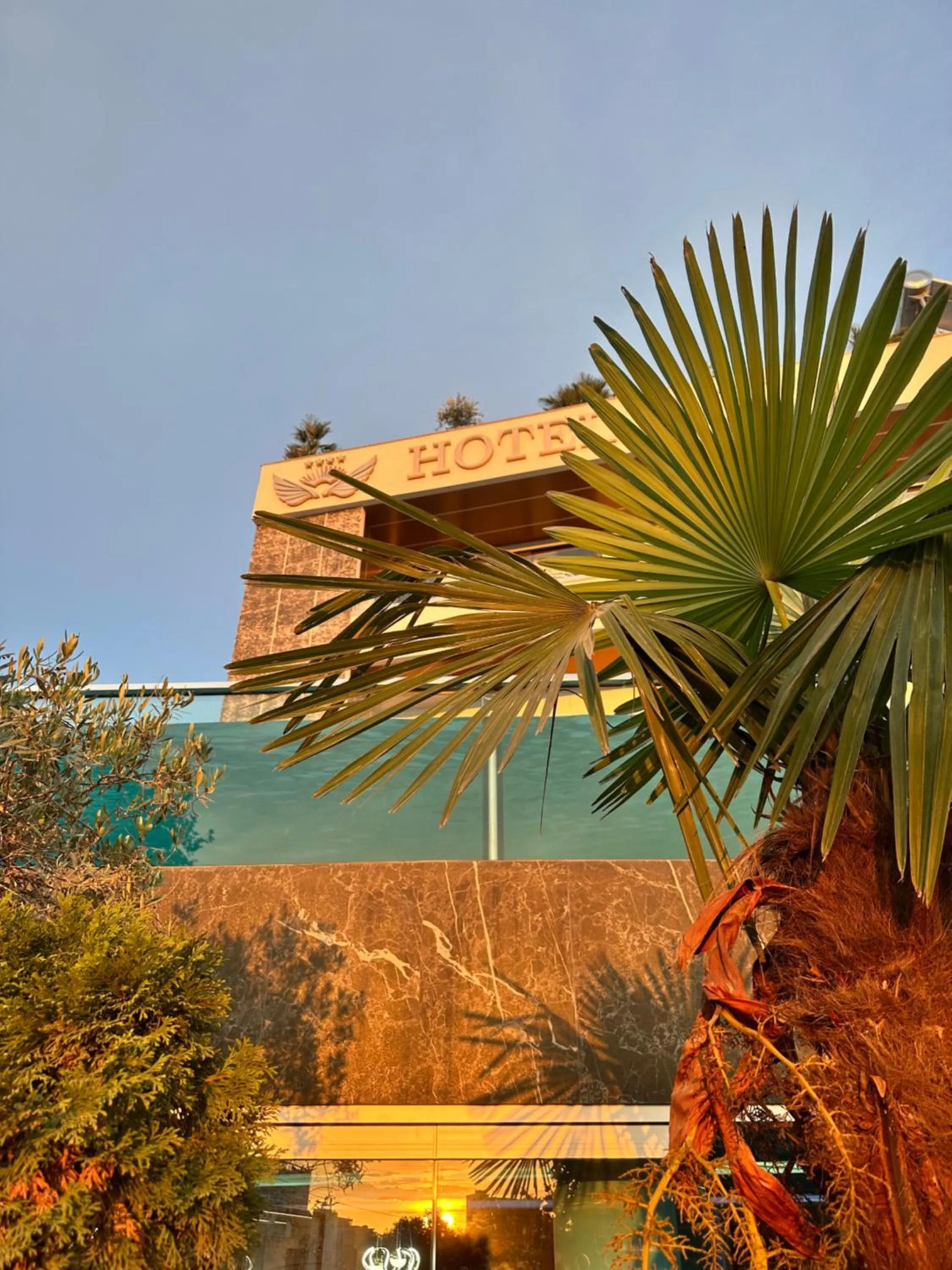 Swimming pool in Ilio Boutique Hotel