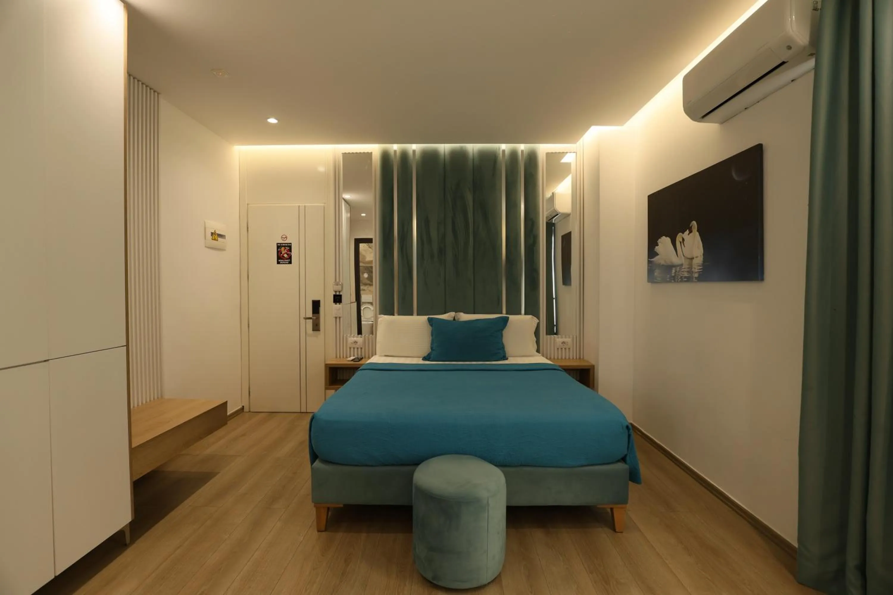 Bed in Ilio Boutique Hotel