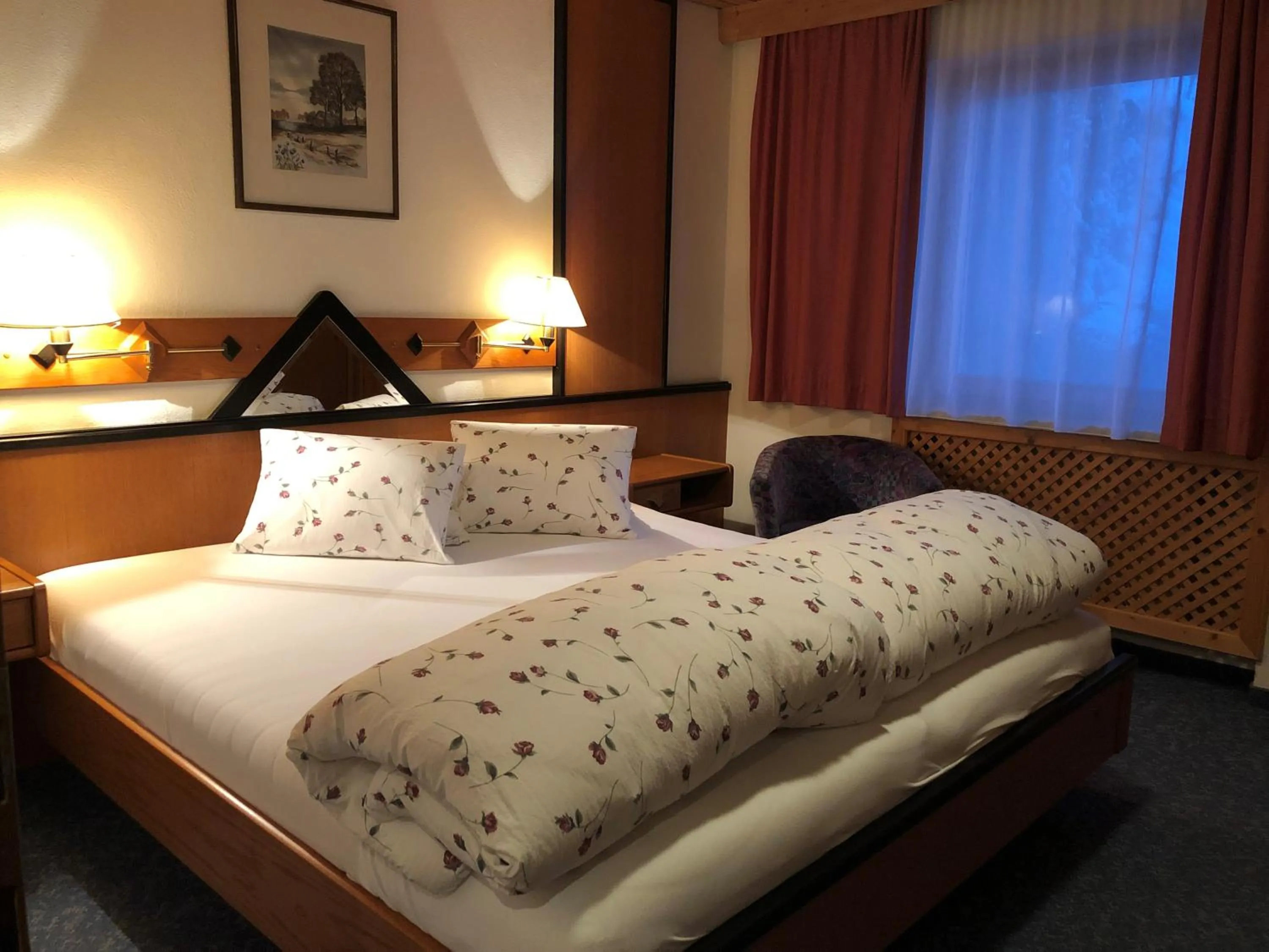 Bedroom, Bed in Hotel Garni Bergwelt