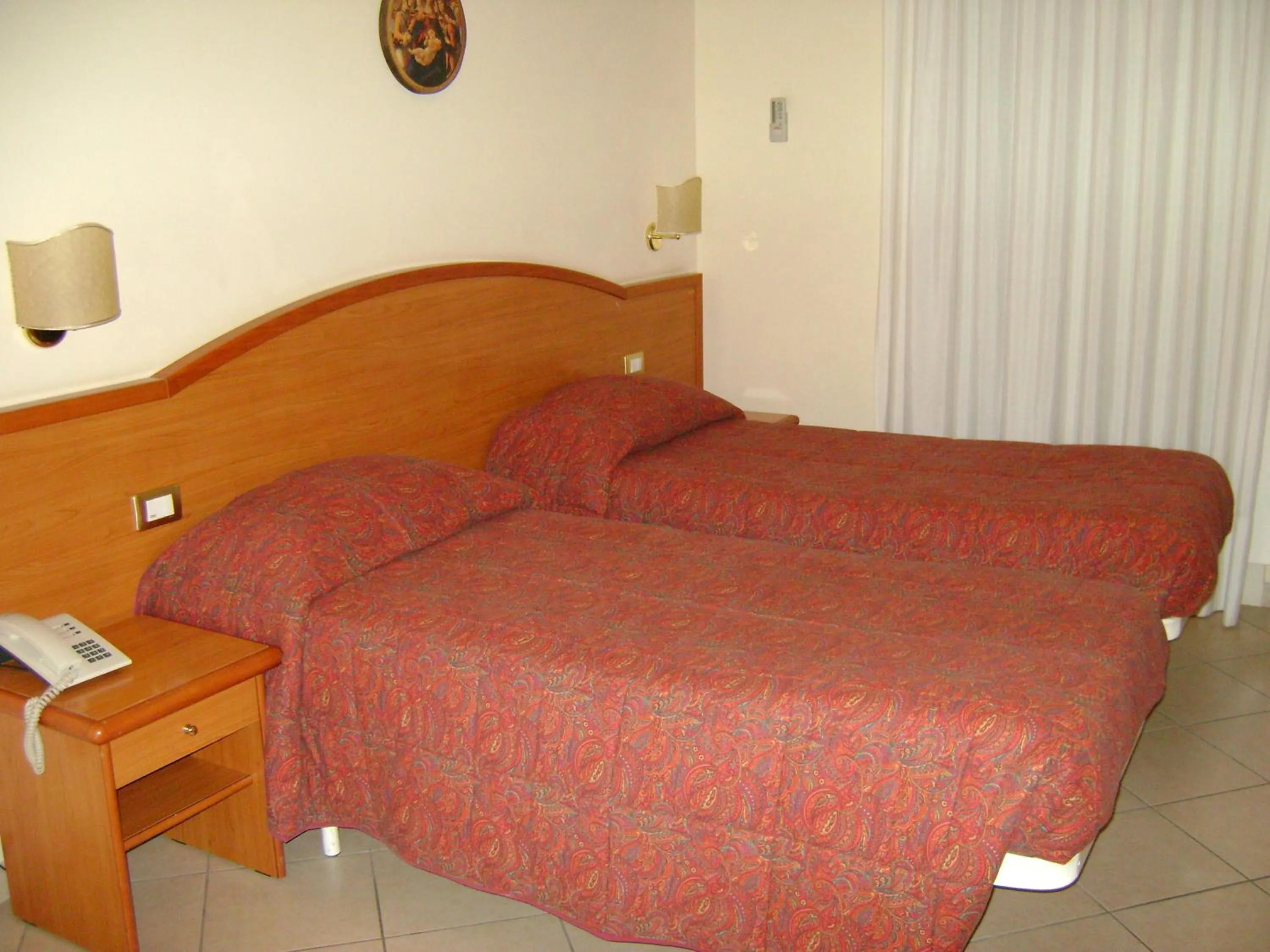 Bed in Hotel Continental