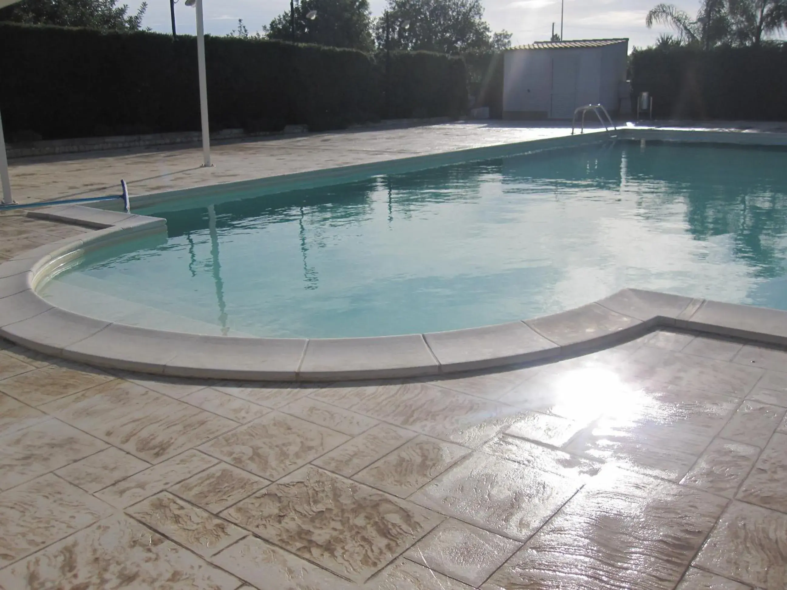 Swimming Pool in Hotel Continental