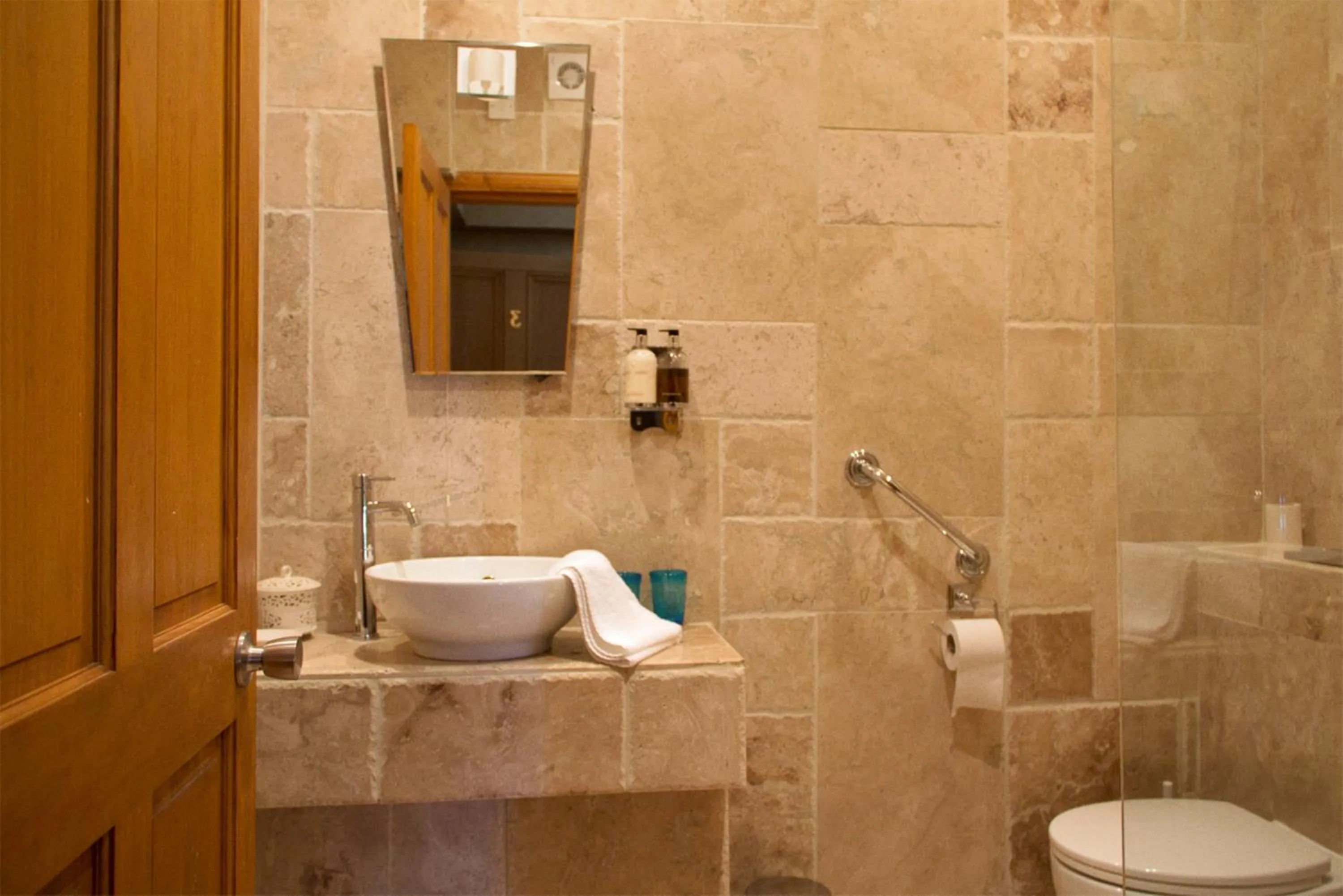 Bathroom in Corriegour Lodge Hotel