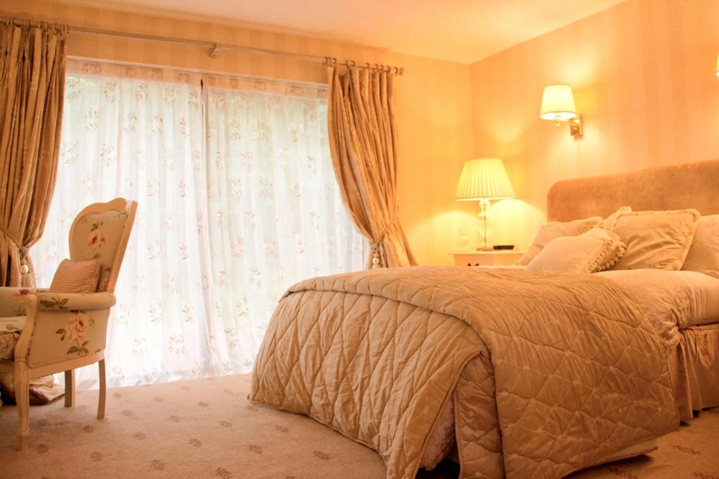 Bedroom, Bed in Corriegour Lodge Hotel