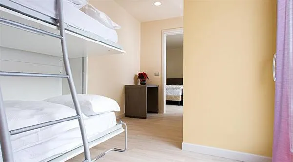 Bedroom, Bed in Hotel Kube