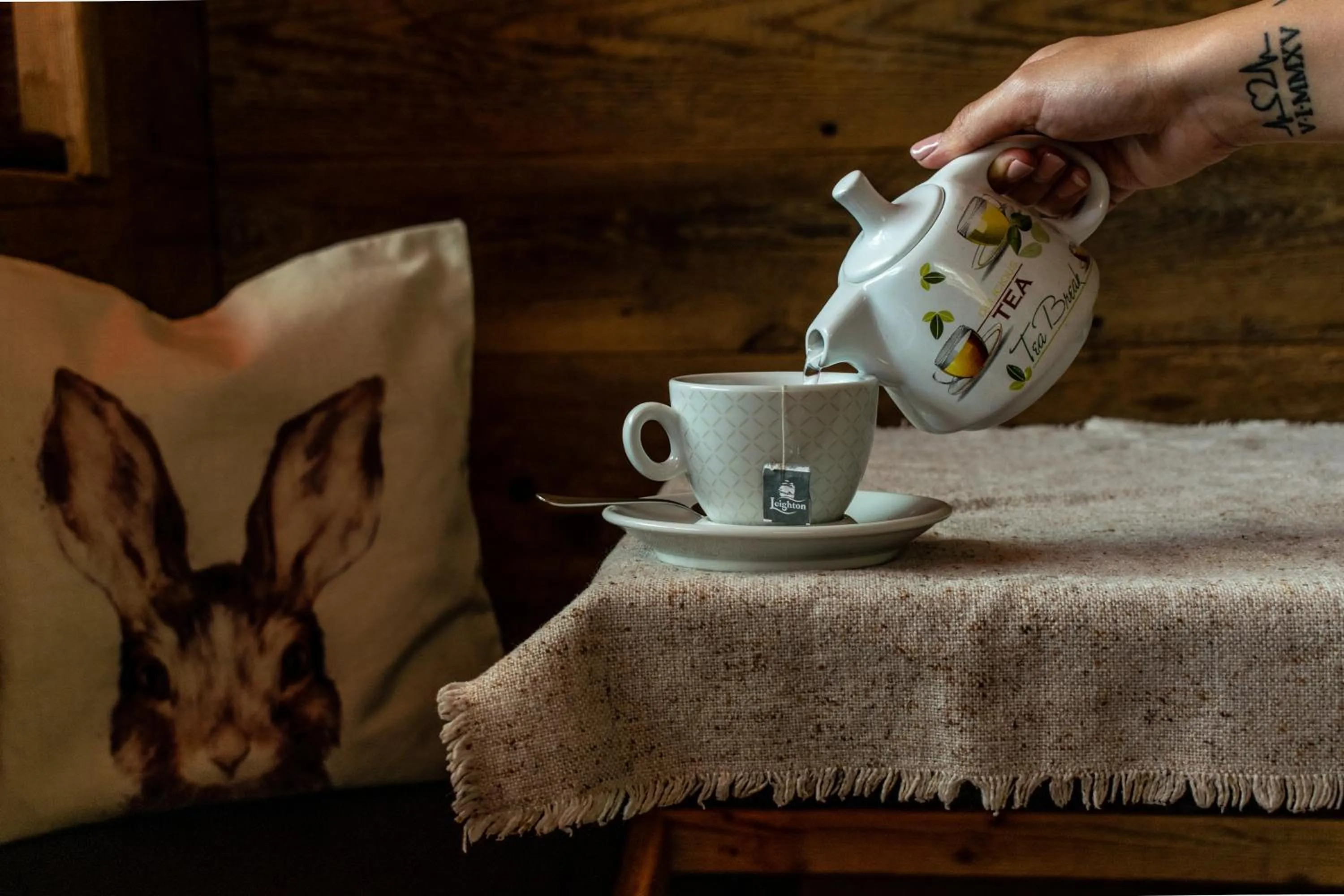 Restaurant/places to eat in Hotel Kube