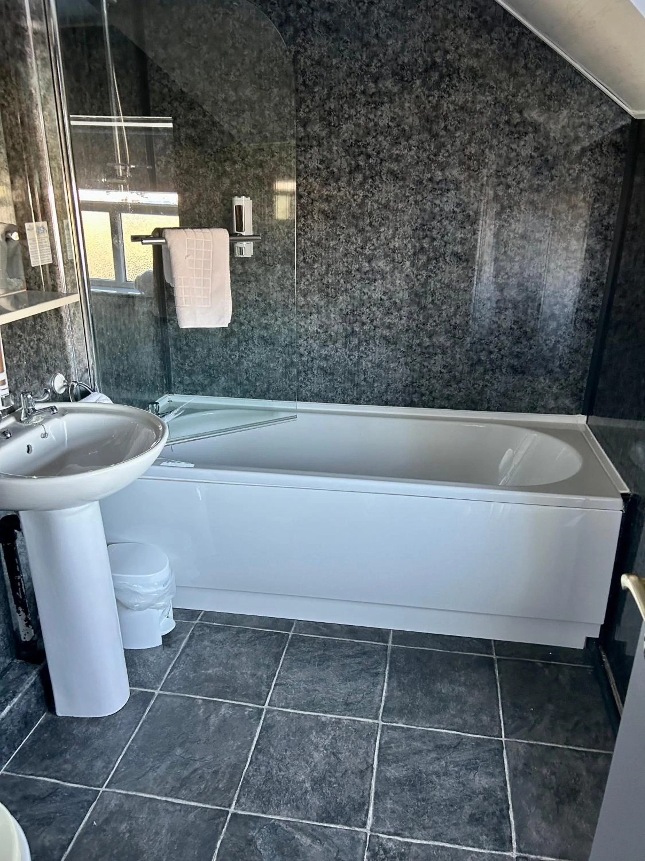 The Valley Hotel, Anglesey