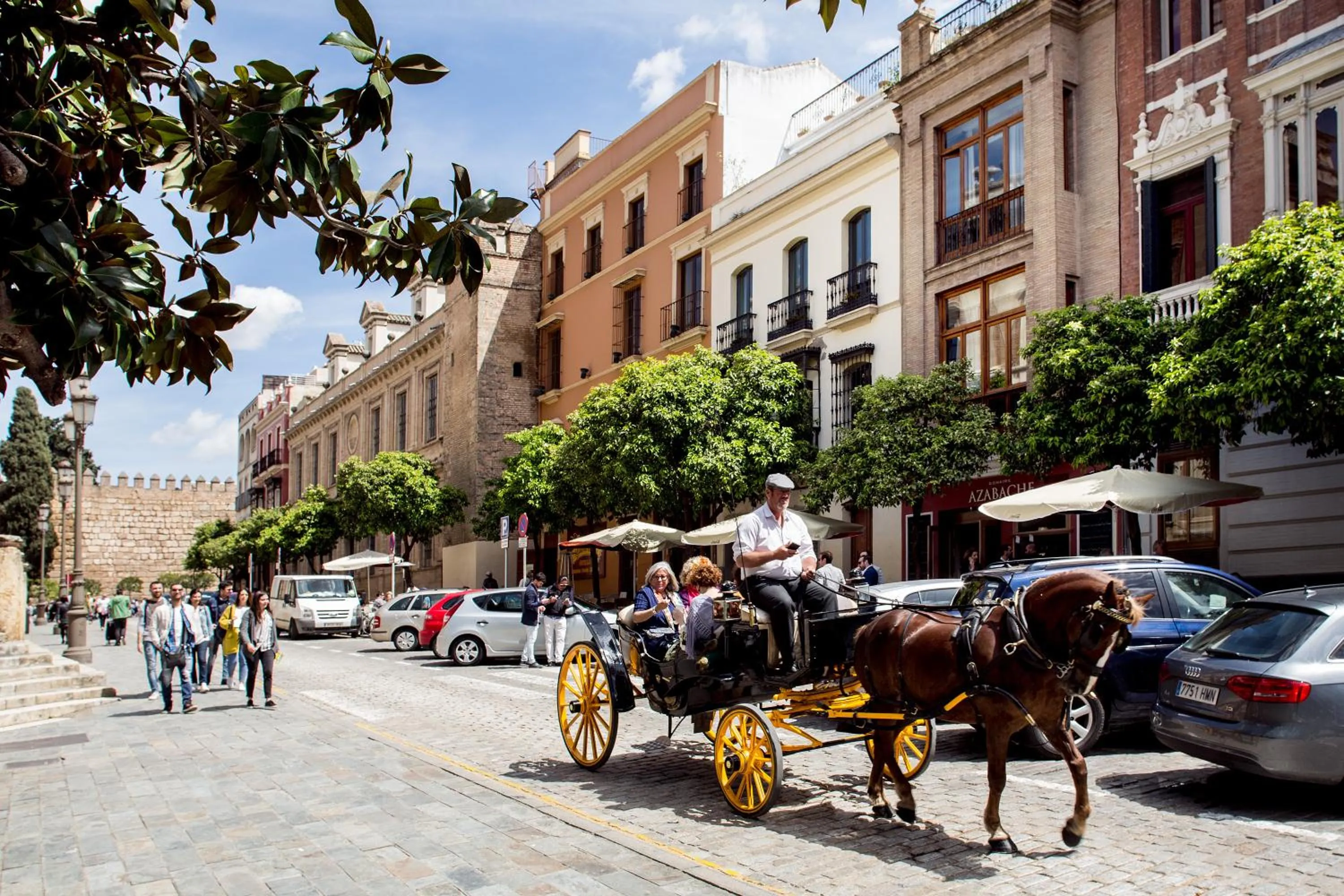 People in Puerta Catedral Indias Lofts
