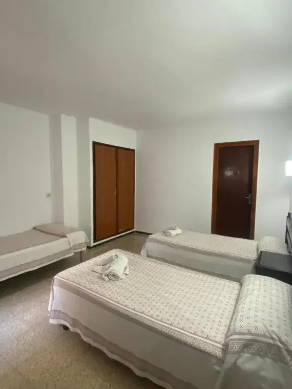 Photo of the whole room, Bed in Clipper Affiliated by FERGUS "Youth Recommended" Photo of the whole room, Bed in Clipper Affiliated by FERGUS "Youth Recommended"